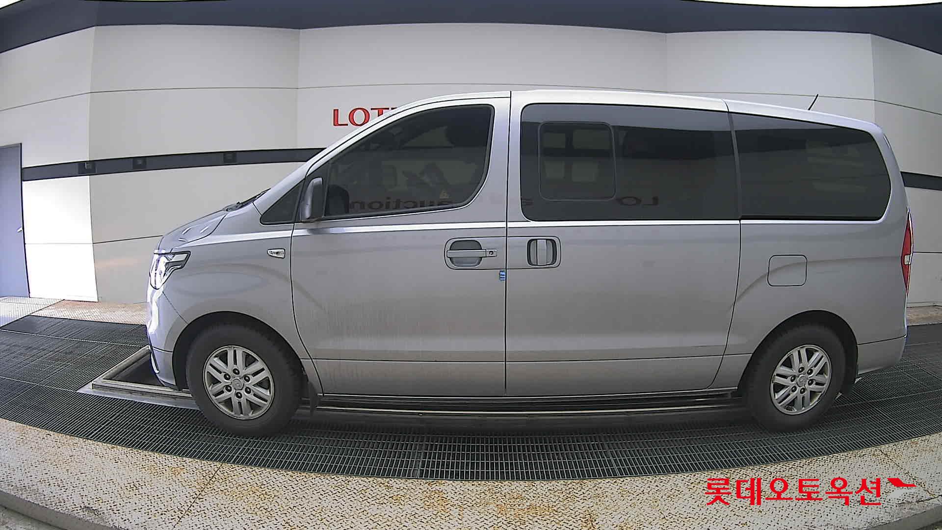 2021 - hyundai grand starex