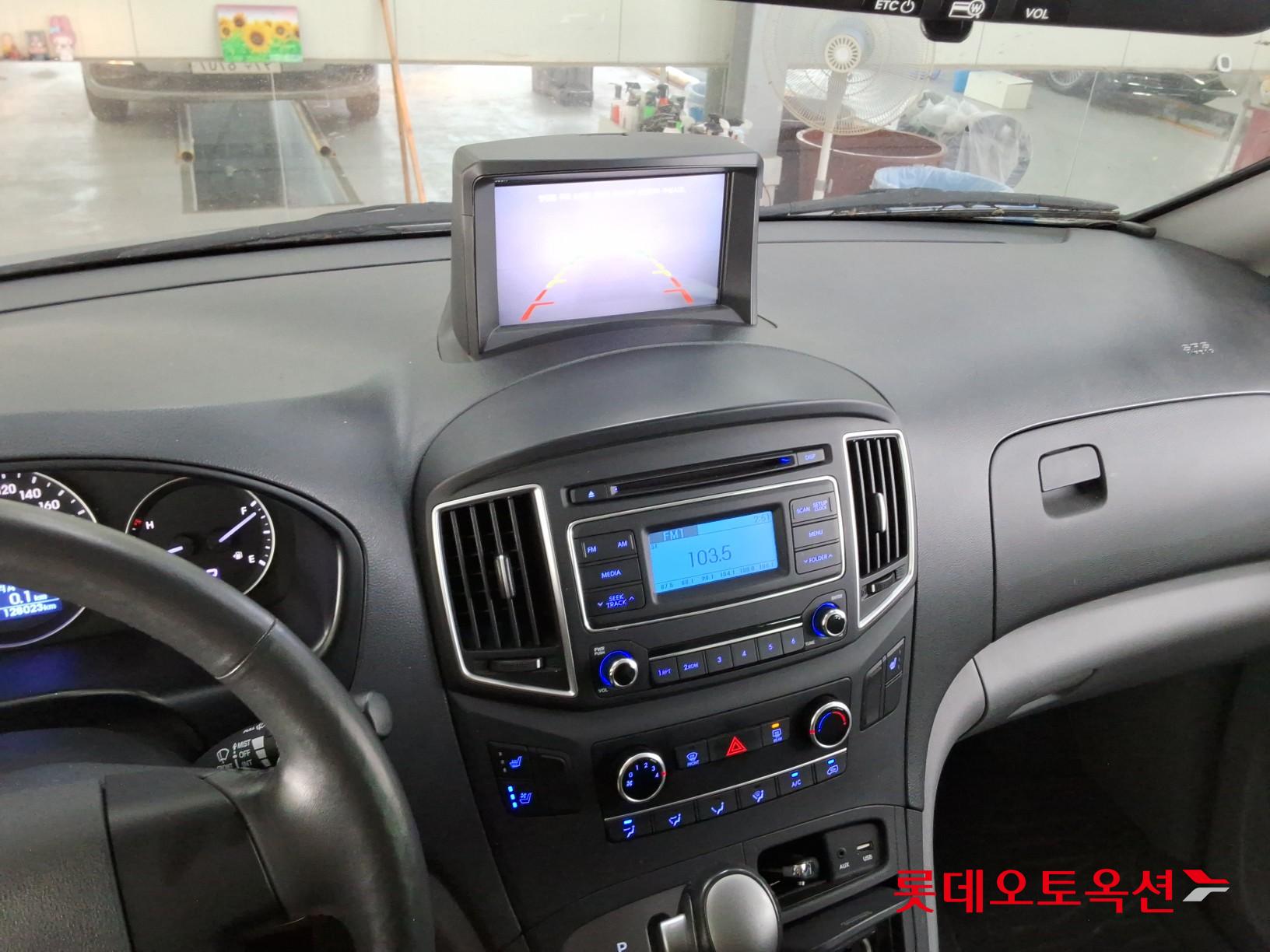 2021 - hyundai grand starex