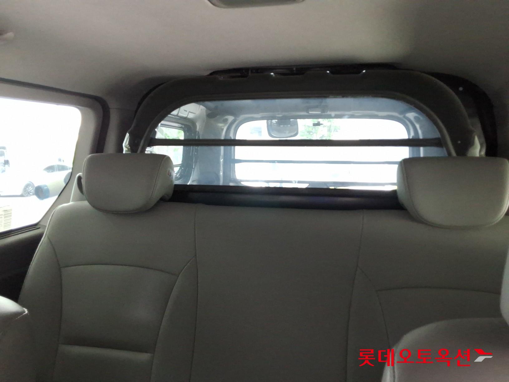 2021 - hyundai grand starex