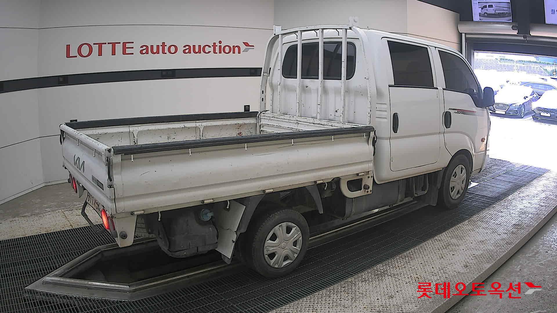 2022 - kia bongo