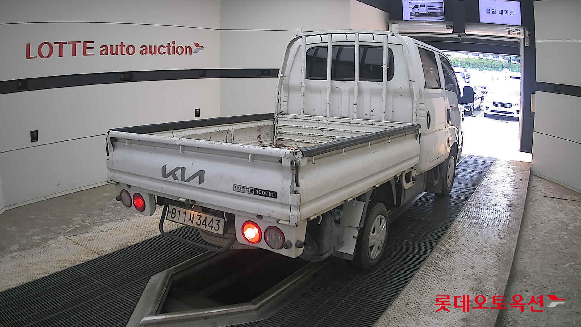 2022 - kia bongo
