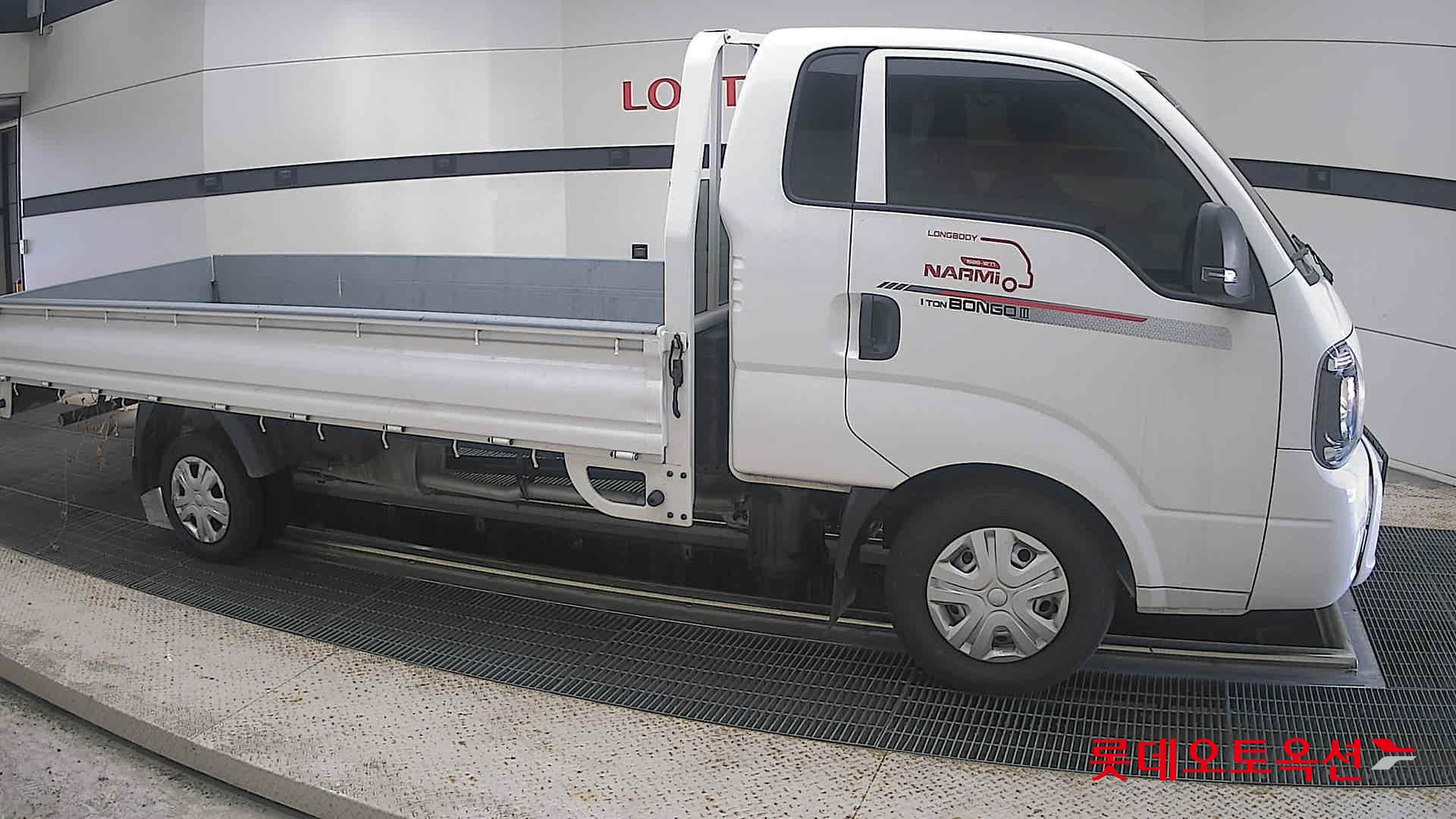 كيا بونجو 2025 2.5T GLS AT