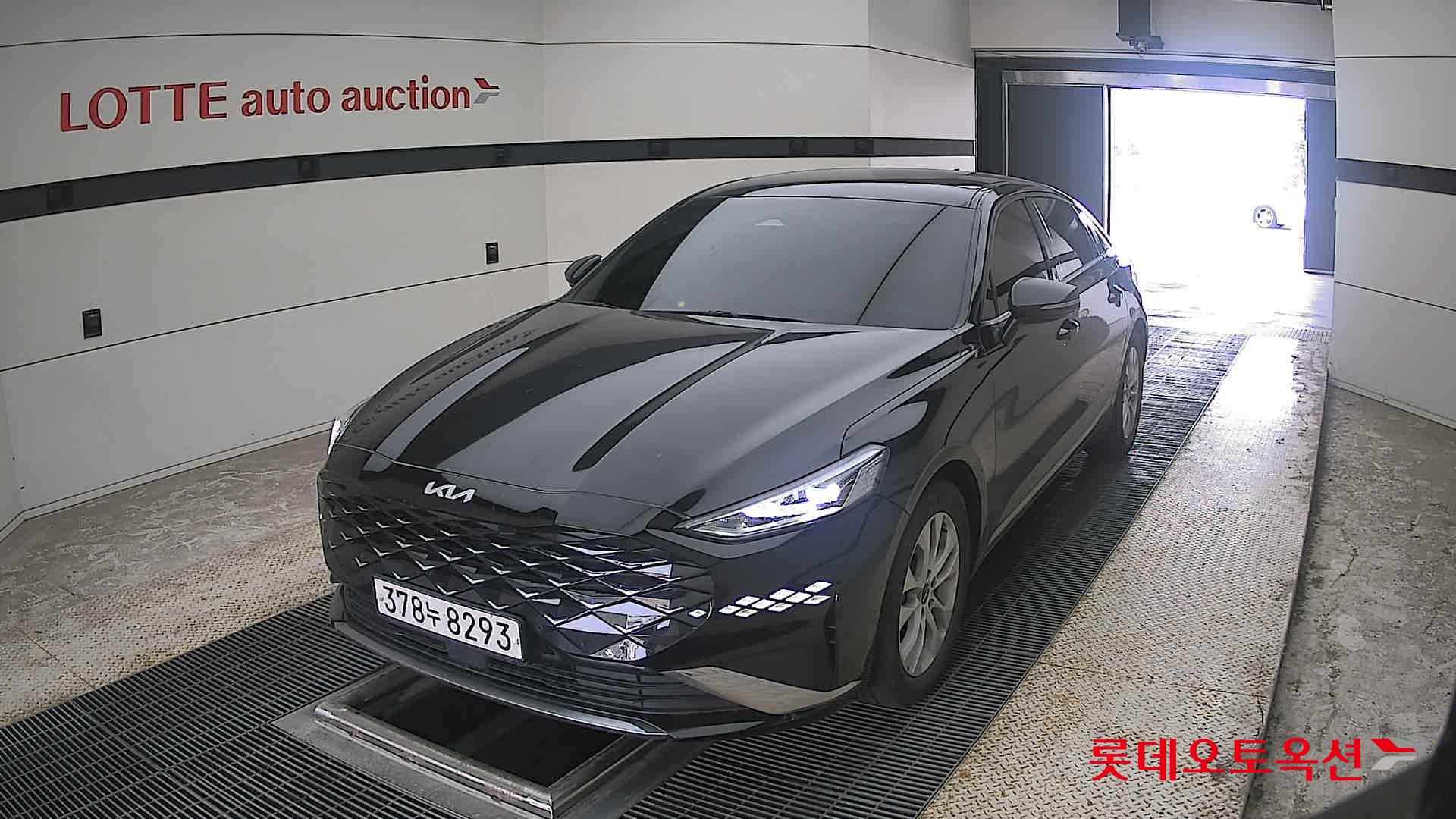 2022 - kia k8