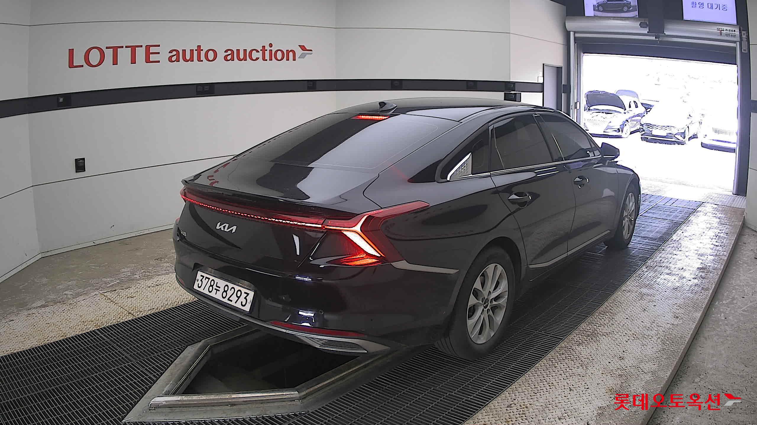 2022 - kia k8