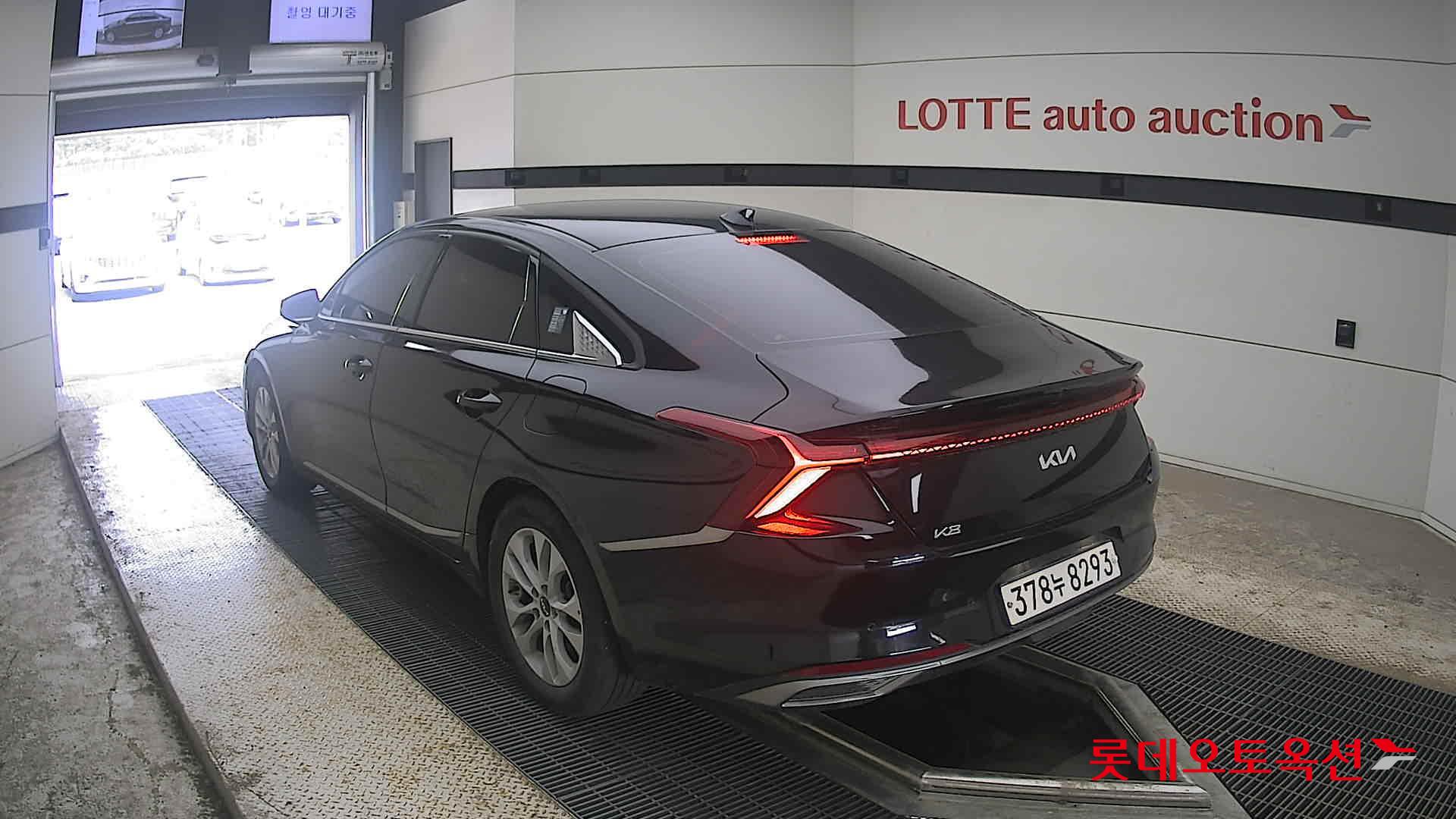 2022 - kia k8