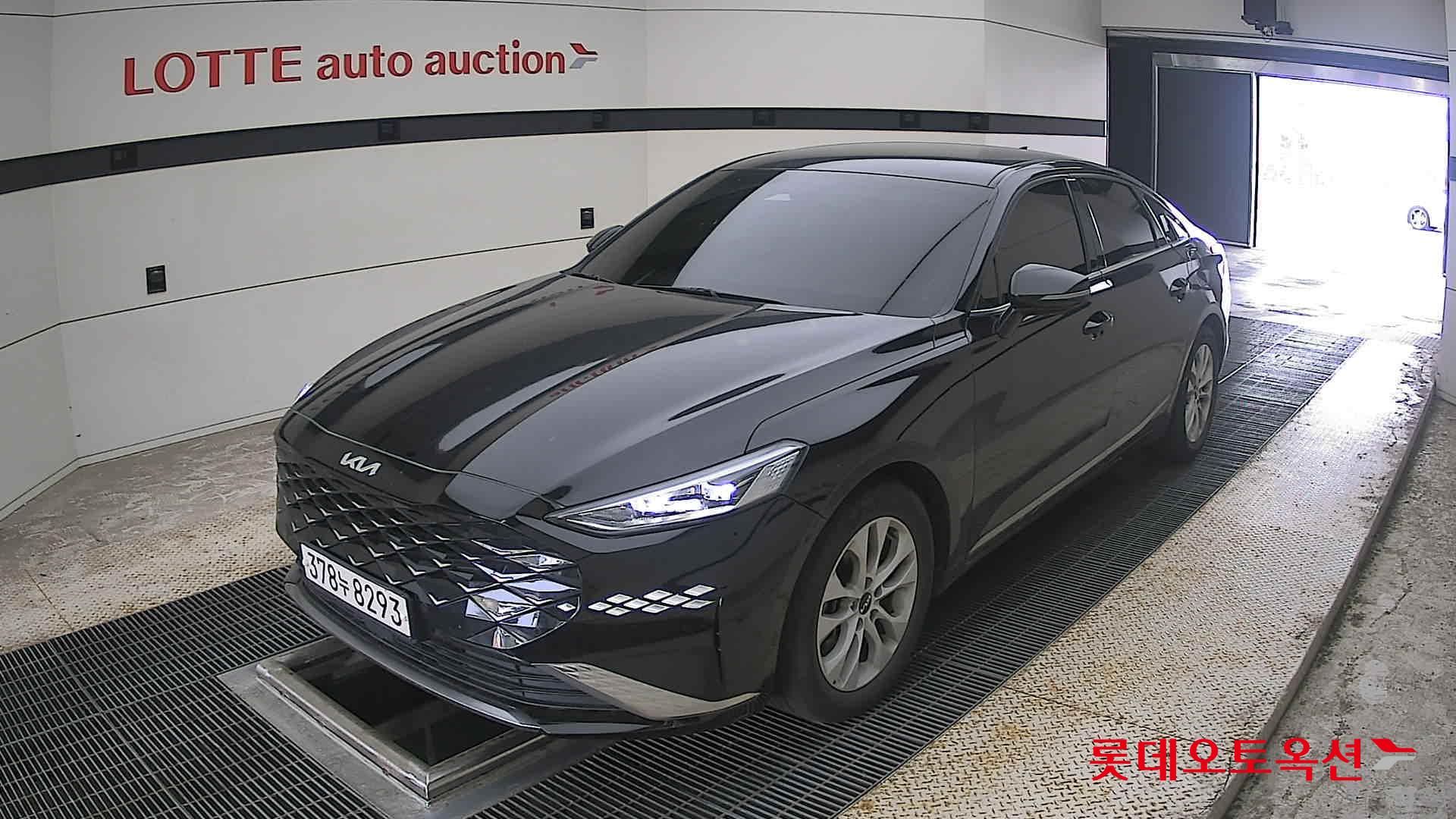 2022 - kia k8