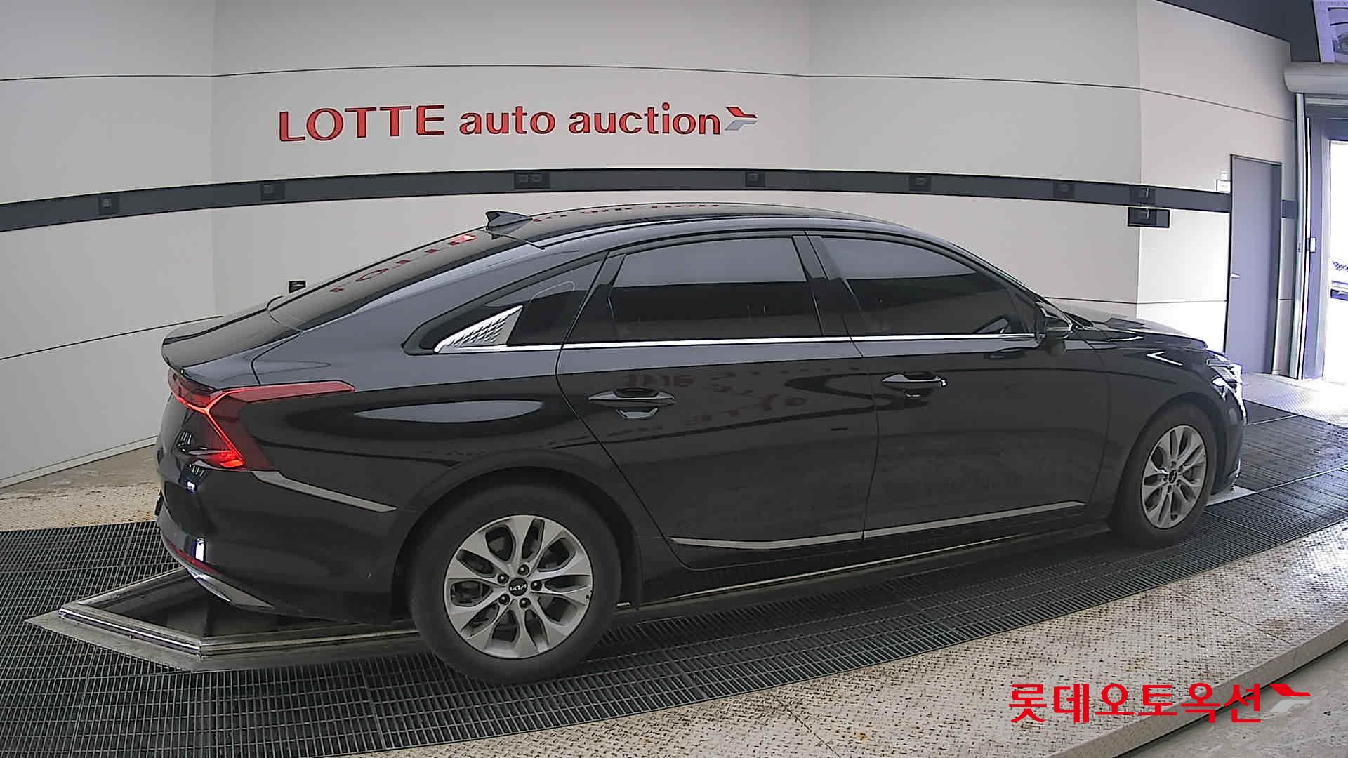2022 - kia k8