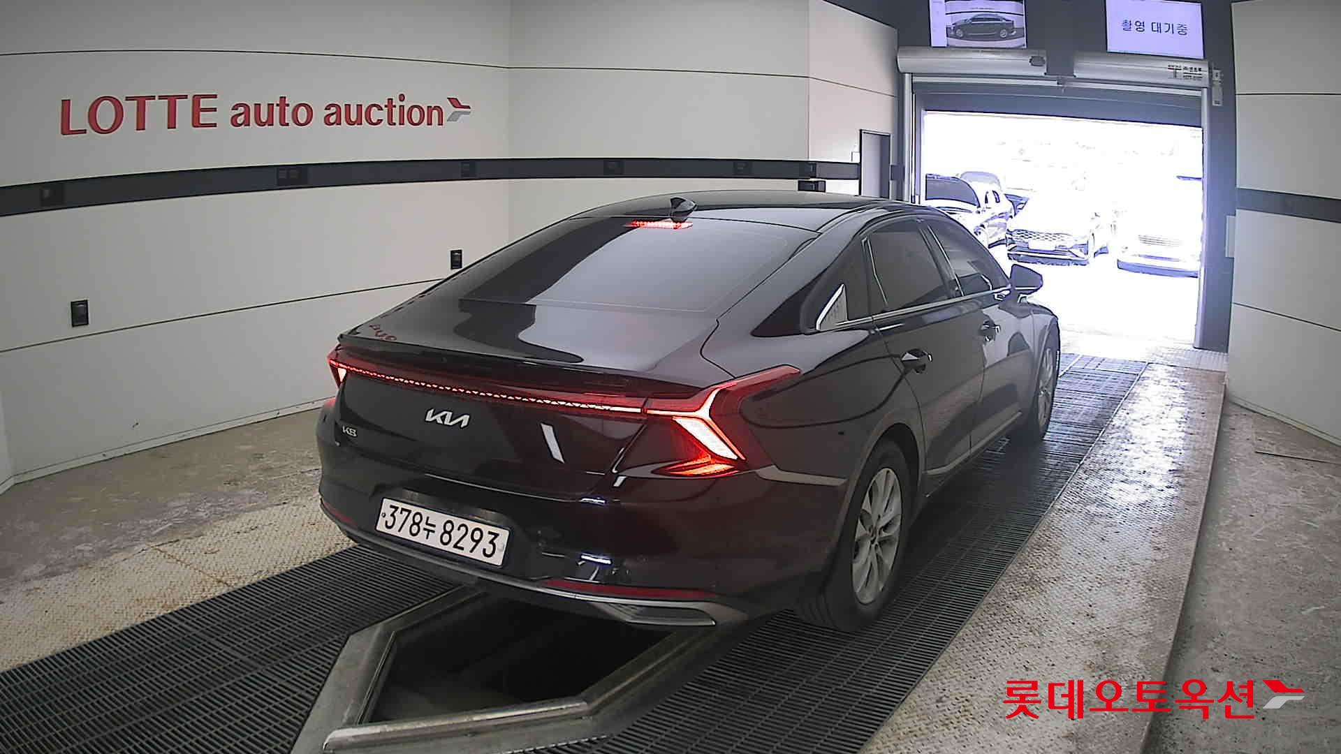2022 - kia k8