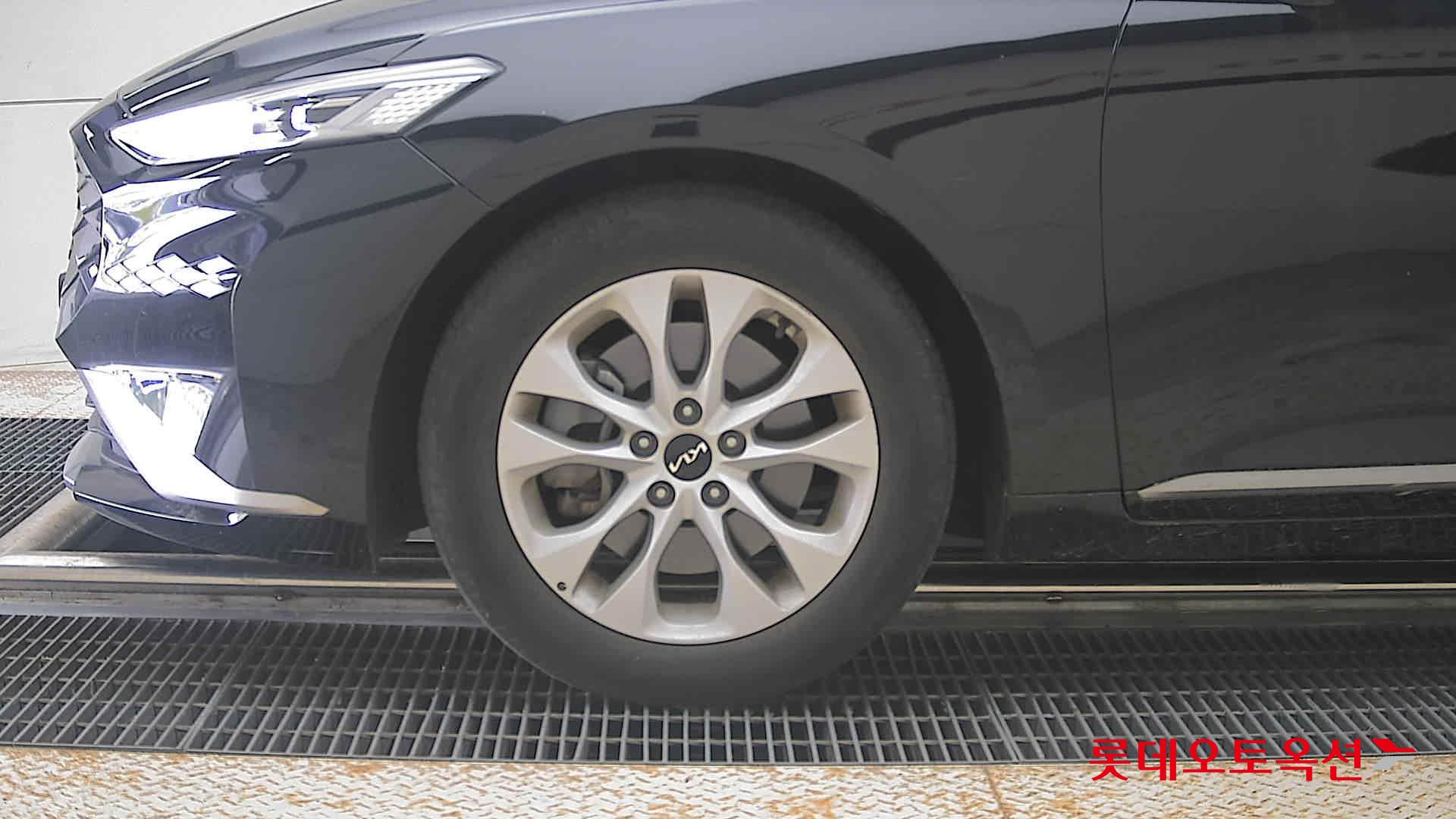 2022 - kia k8