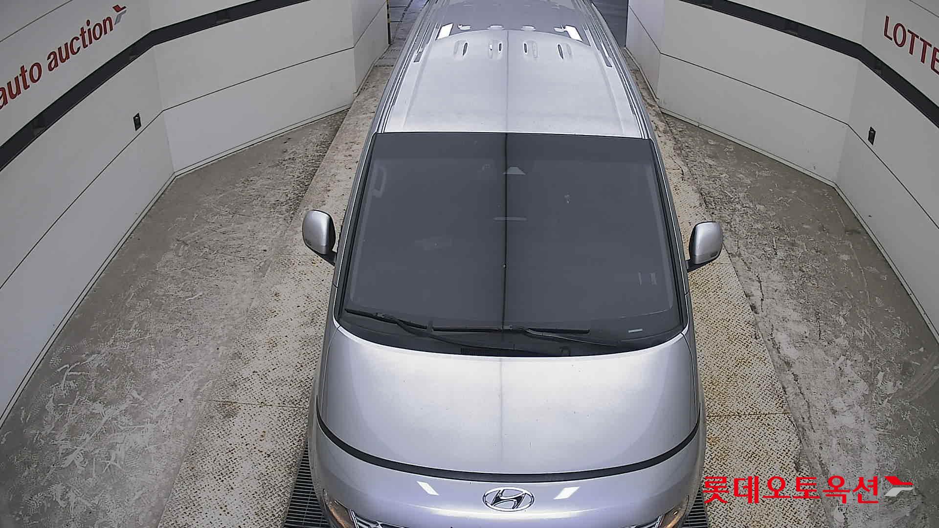 2022 - hyundai staria