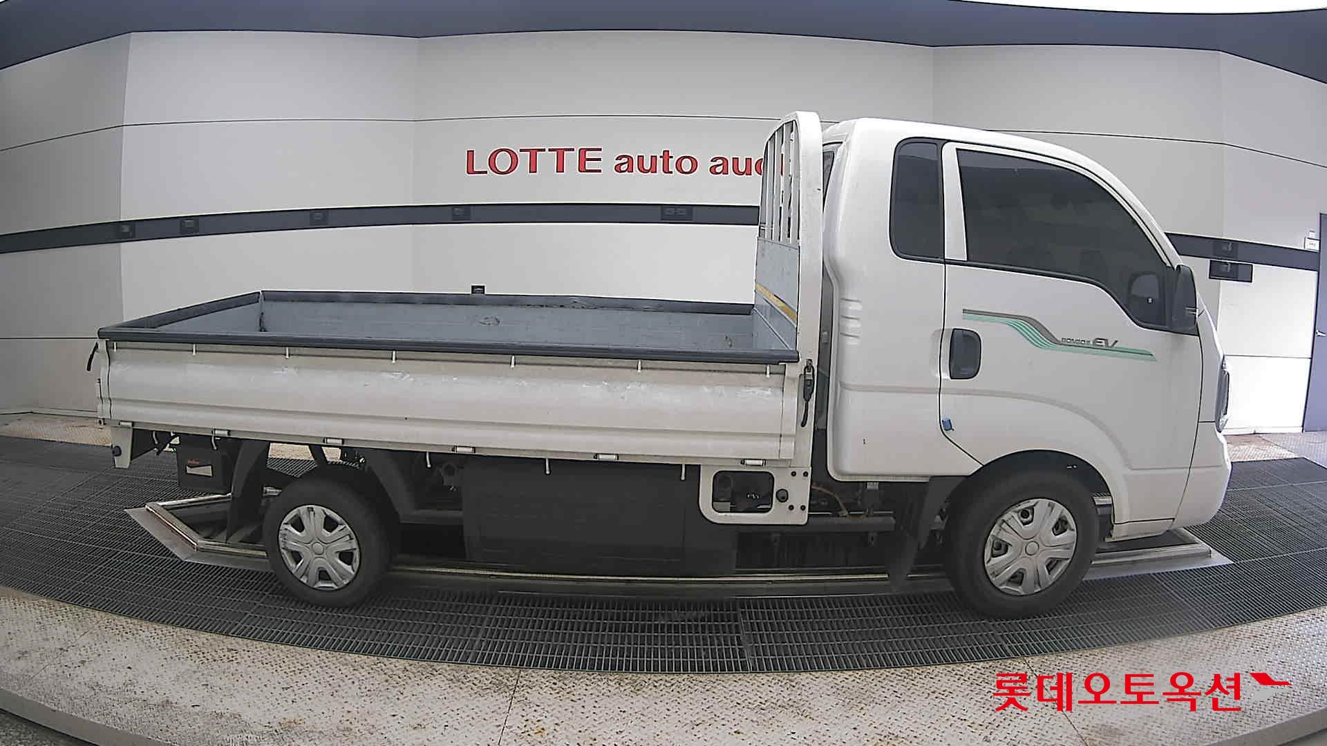 2022 - kia bongo