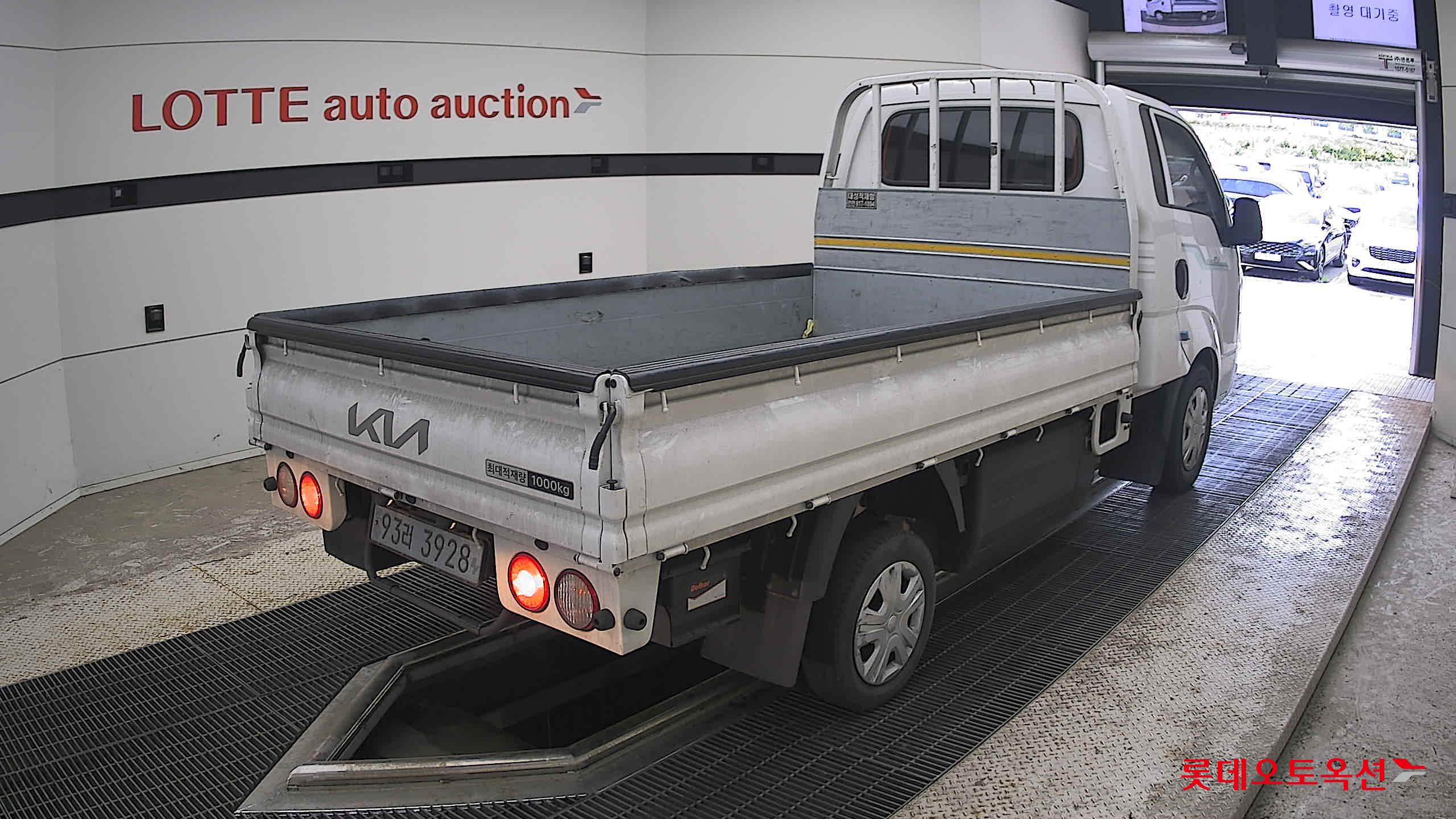 2022 - kia bongo