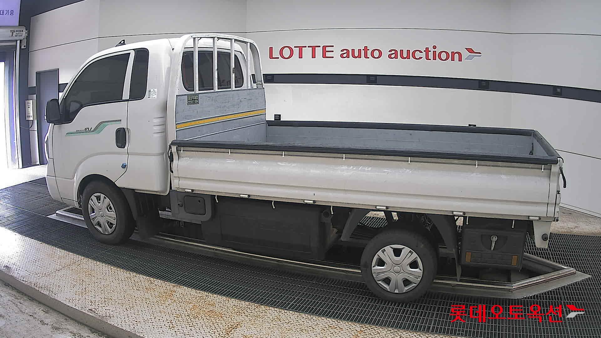 2022 - kia bongo