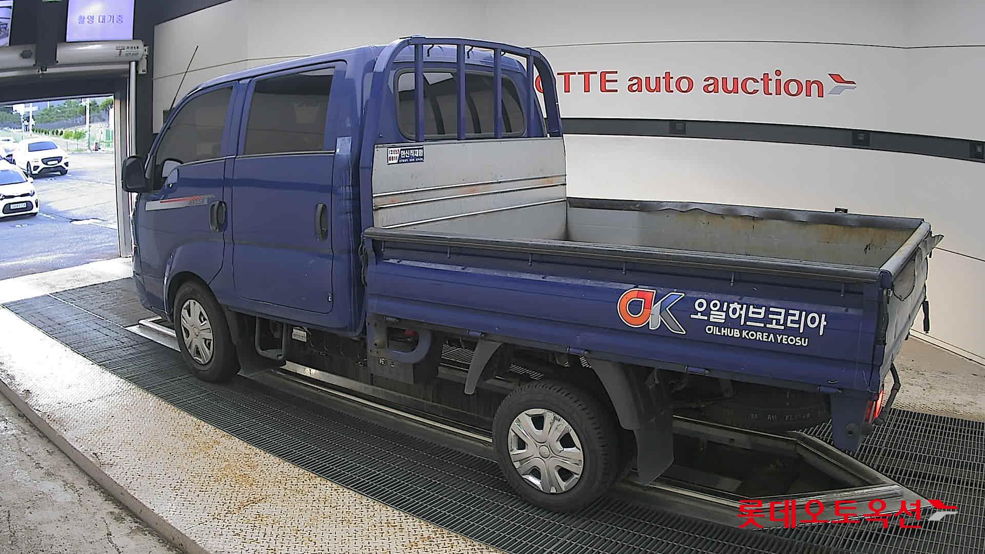 2023 - kia bongo