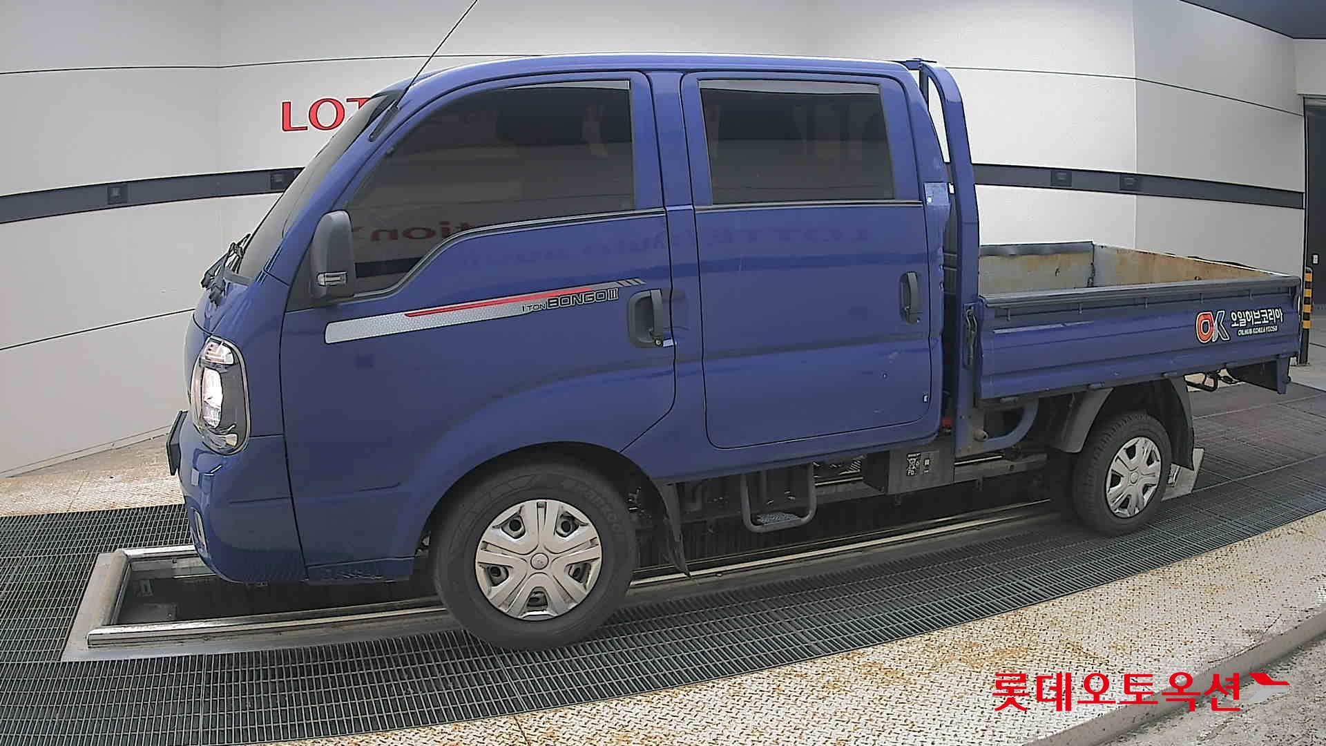 2023 - kia bongo