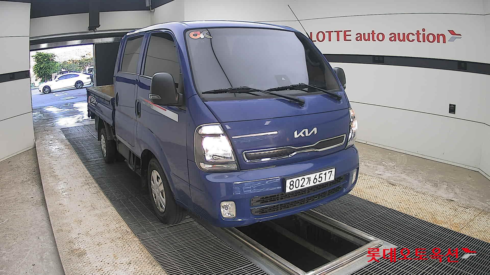 2023 - kia bongo