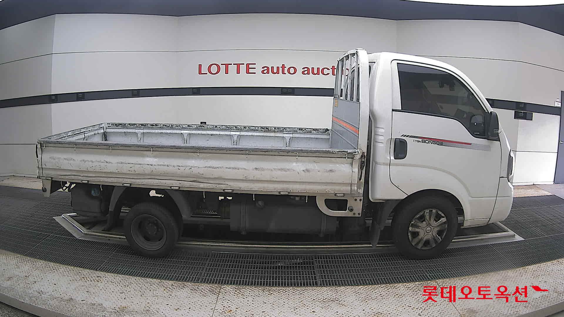 2023 - kia bongo