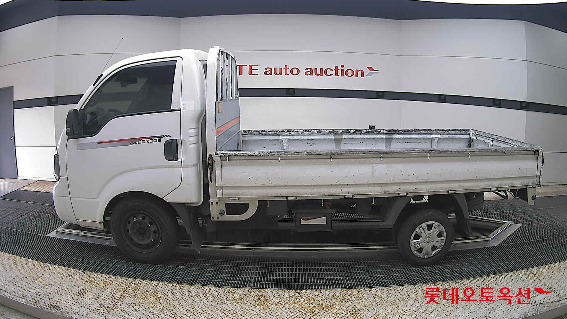 2023 - kia bongo