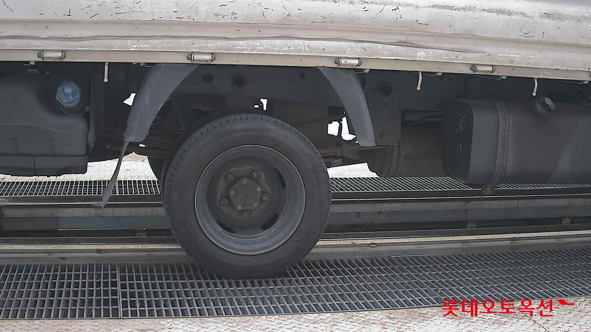 2023 - kia bongo