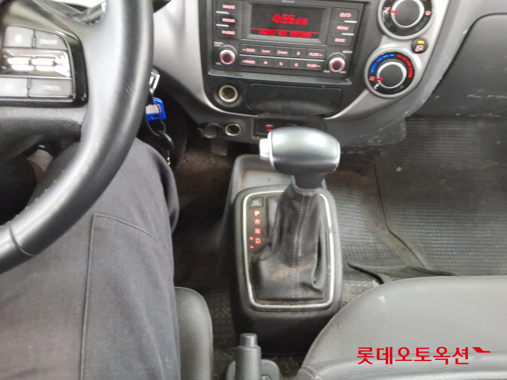 2023 - kia bongo
