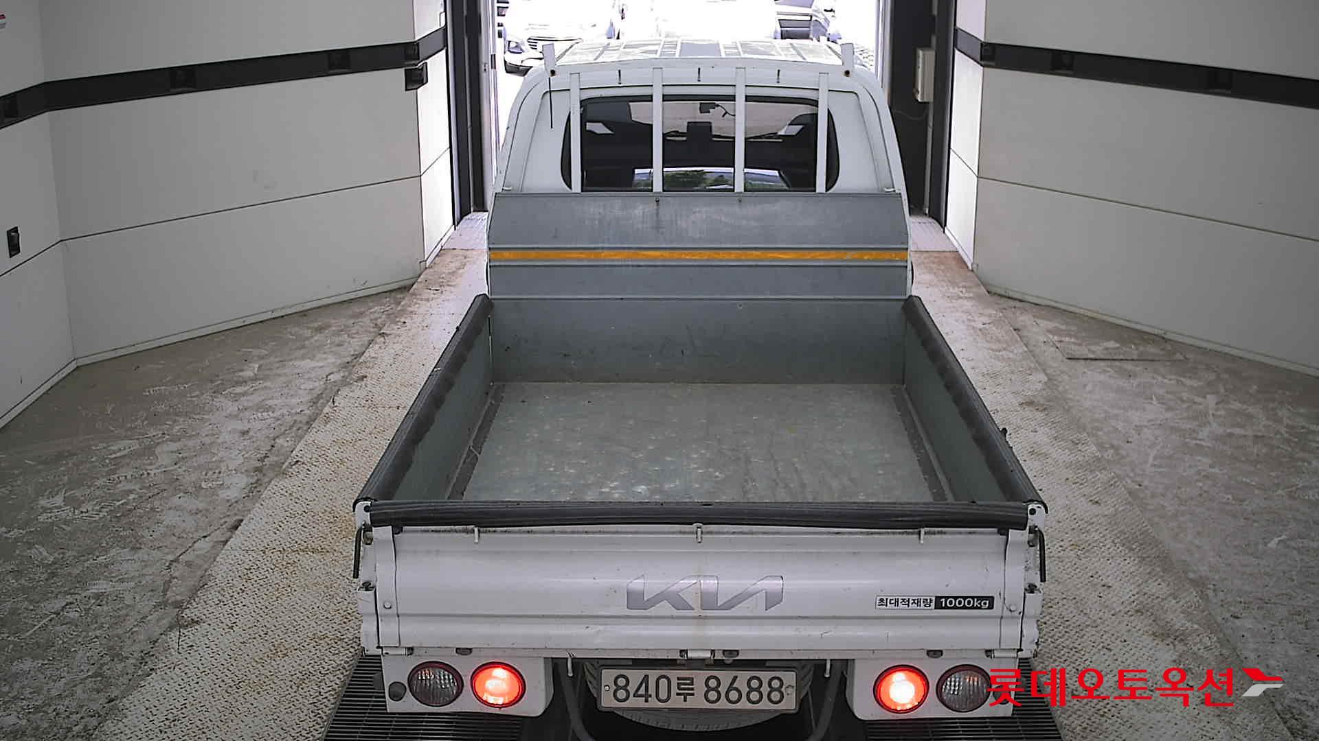 2022 - kia bongo