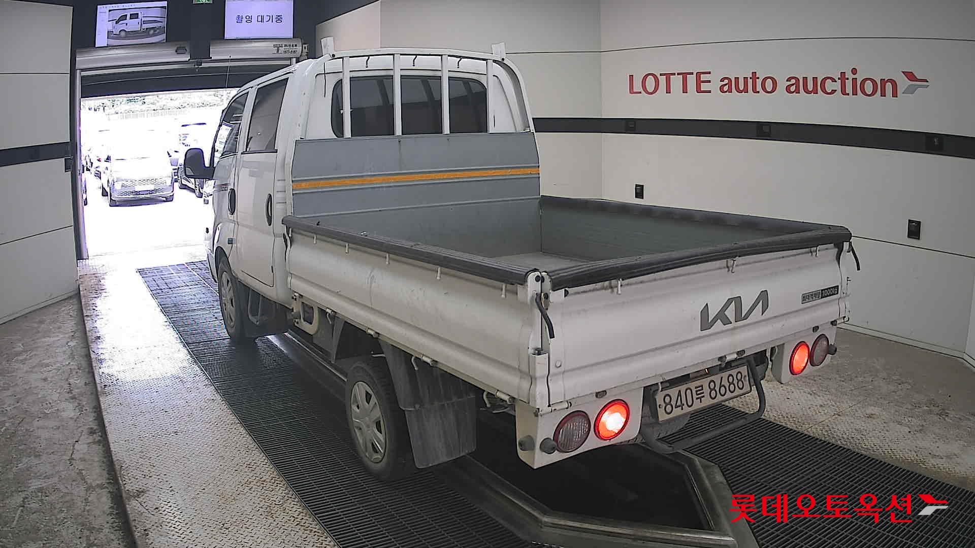 2022 - kia bongo