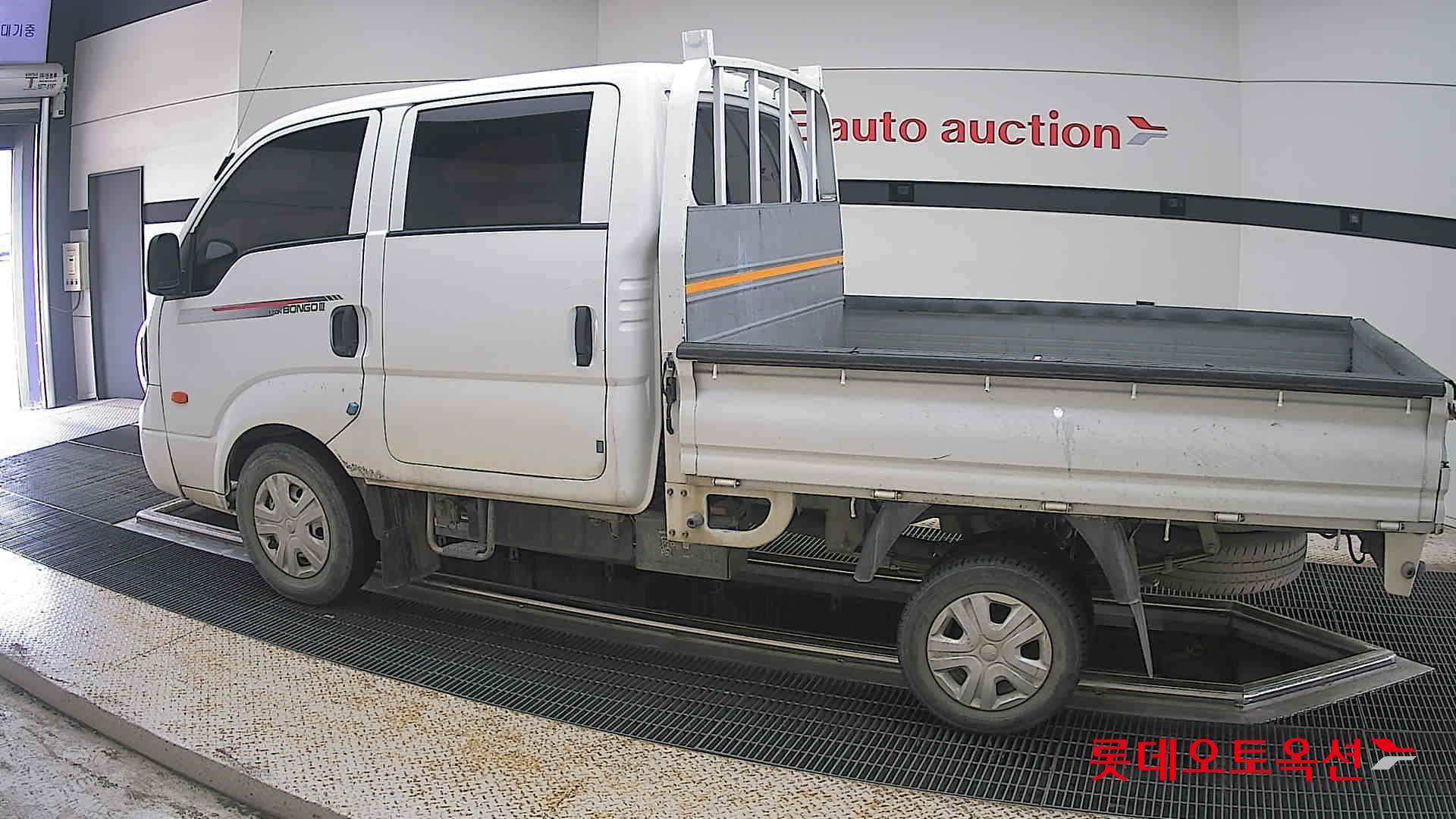 2022 - kia bongo