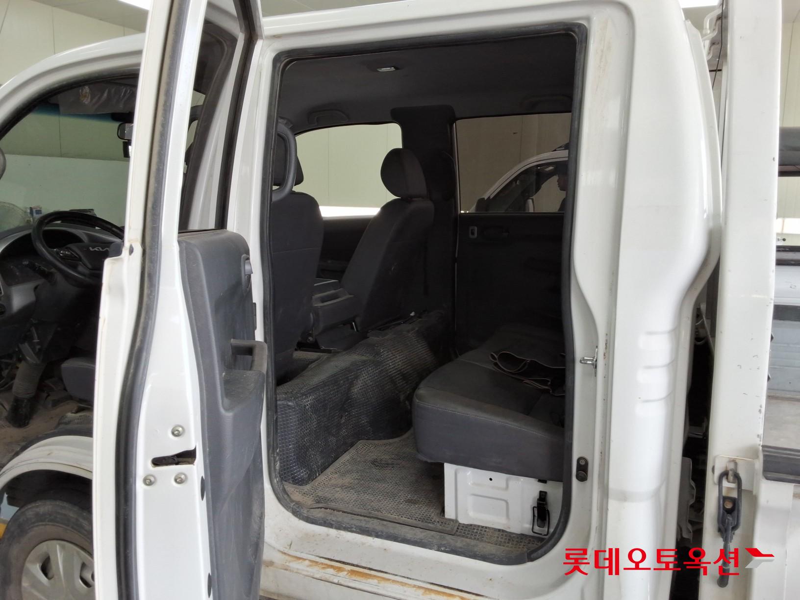 2022 - kia bongo