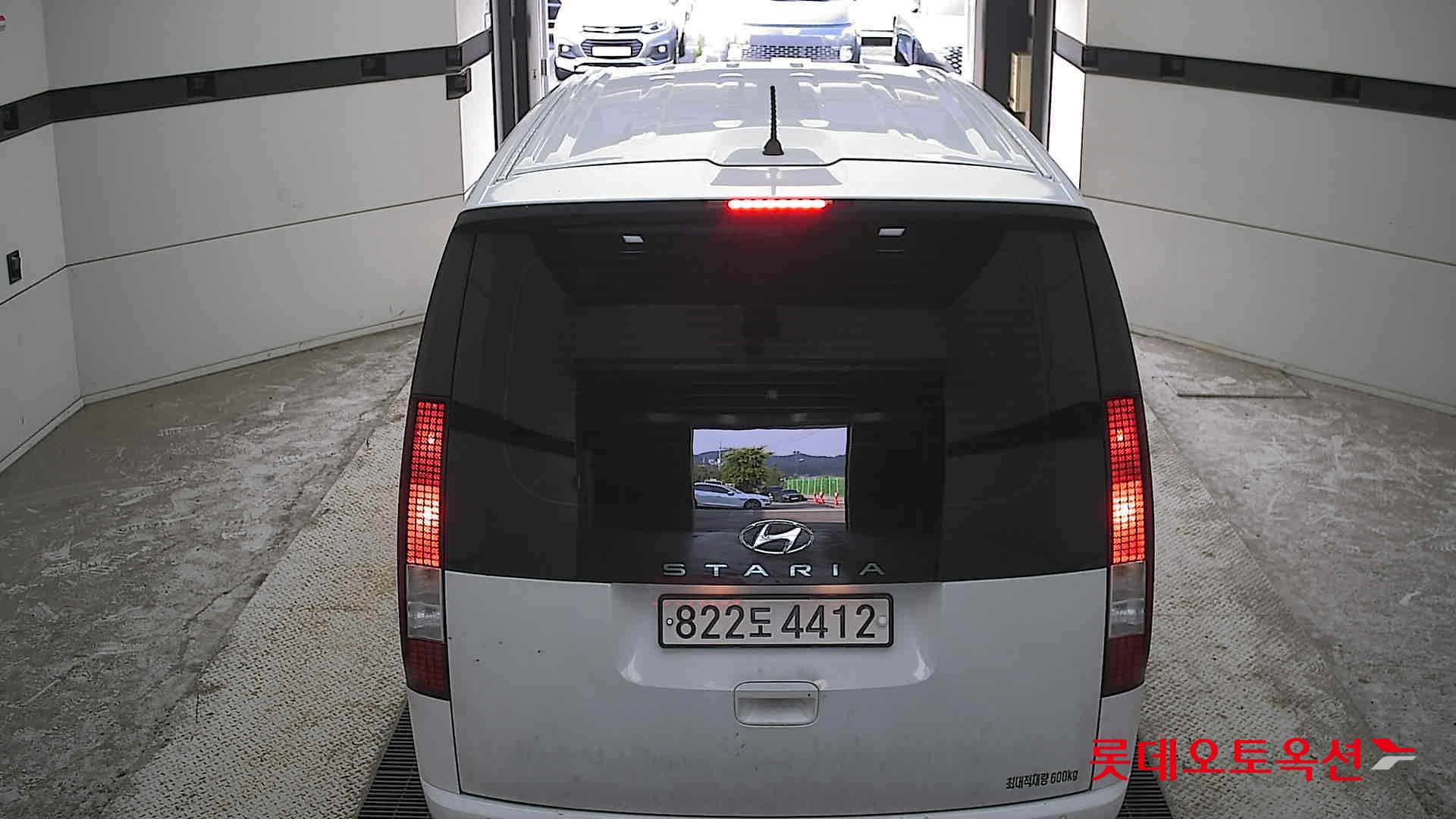 2022 - hyundai staria