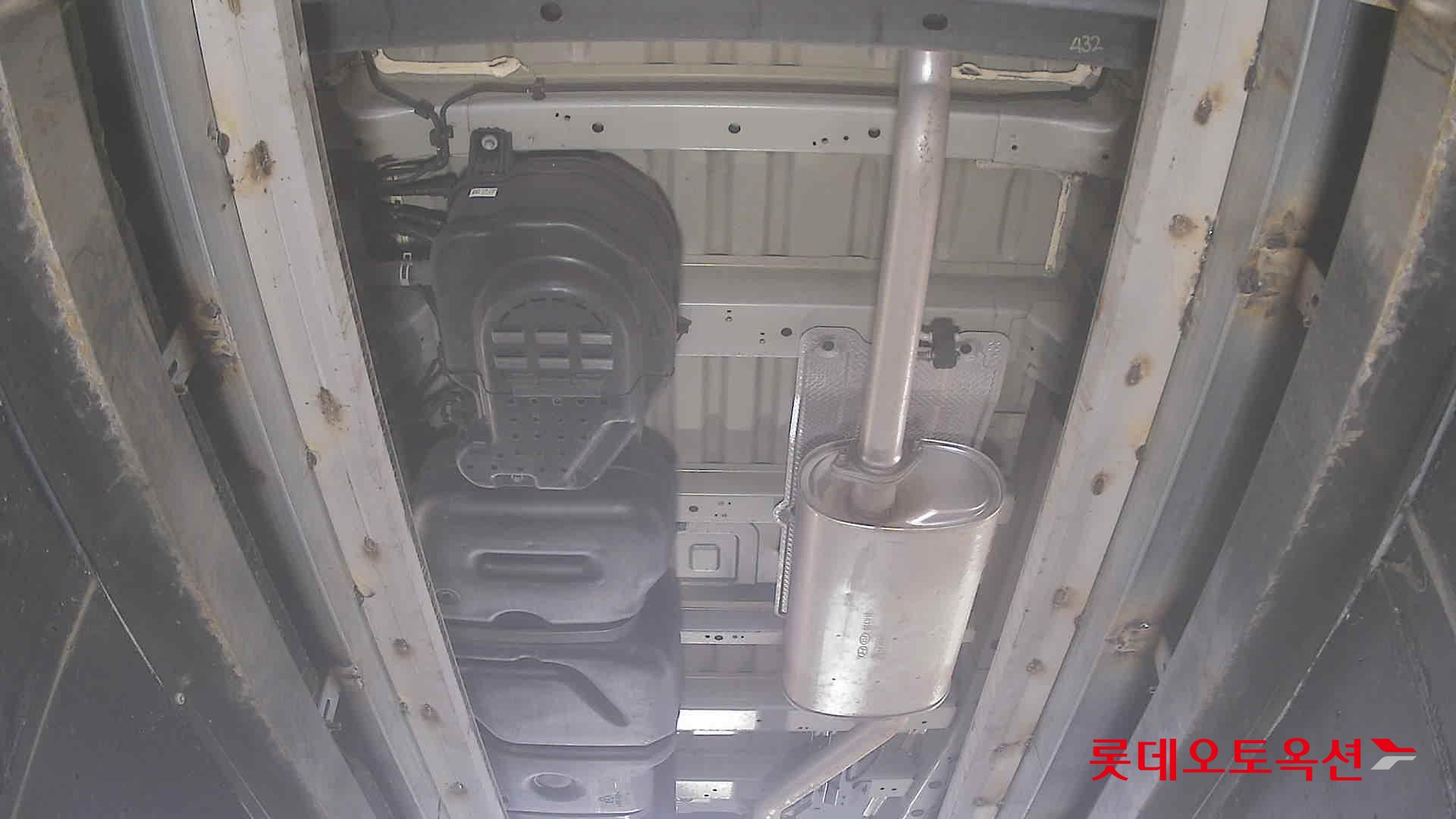 2022 - hyundai staria