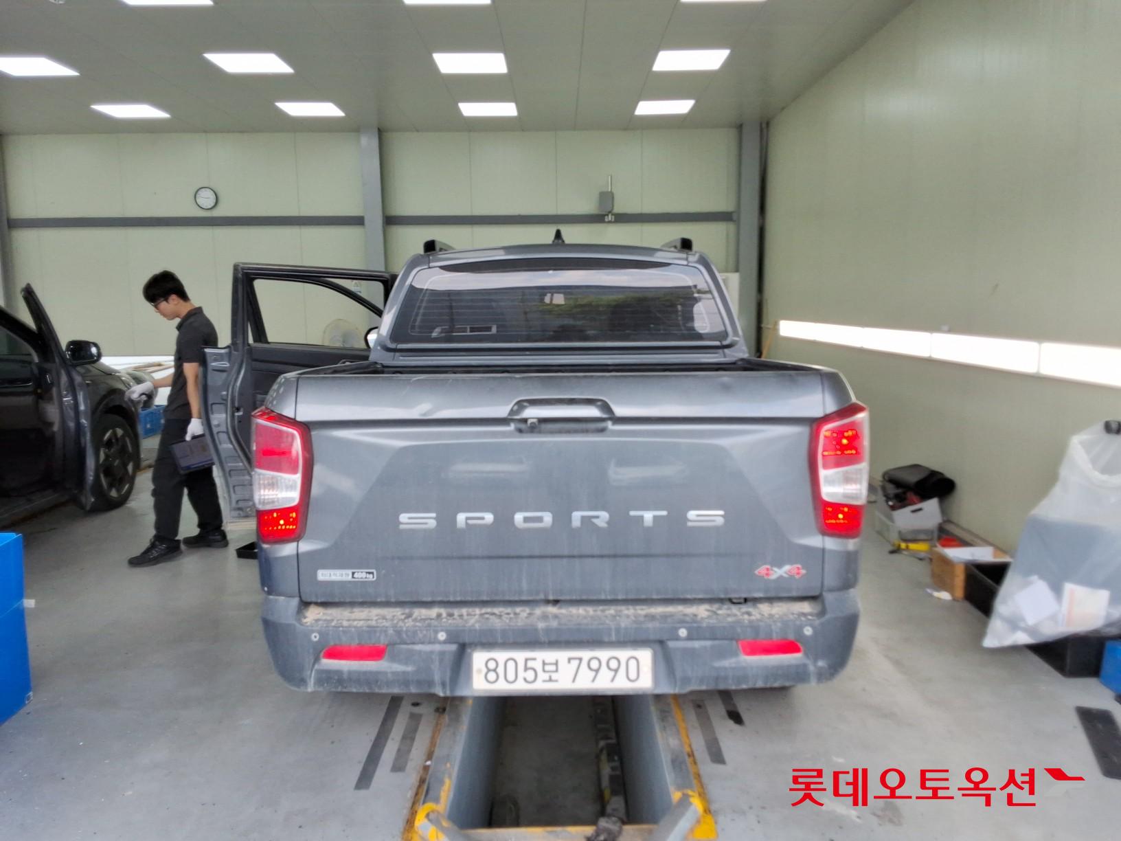 2022 - ssangyong rexton