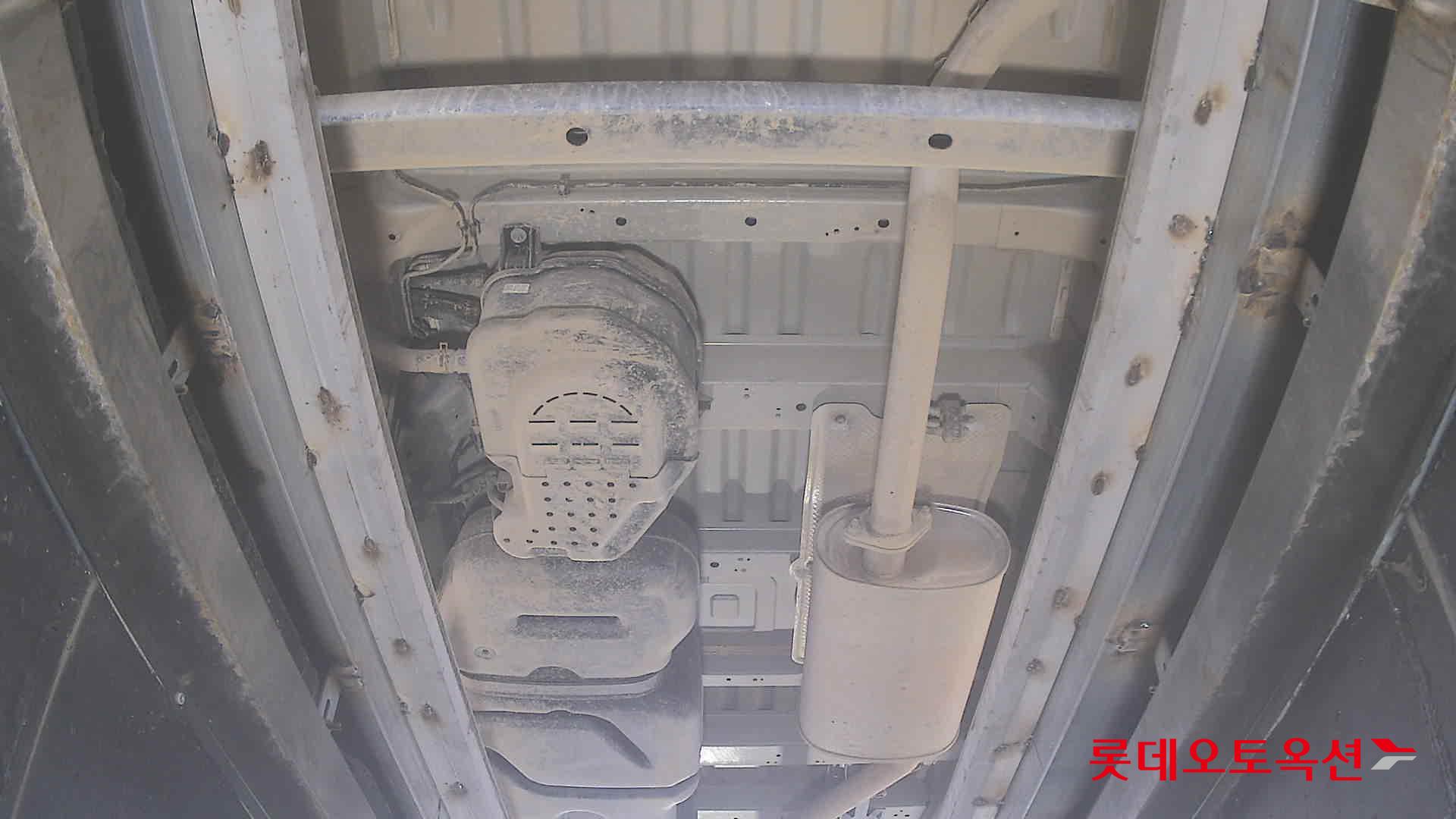 2024 - hyundai staria