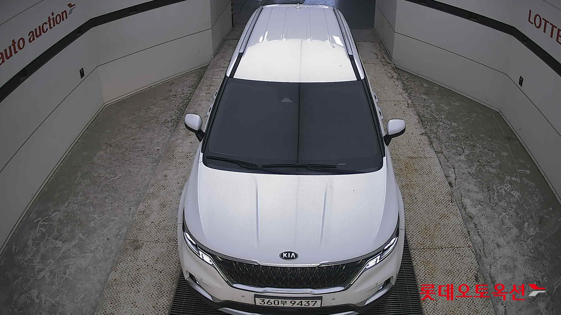 2021 - kia carnival