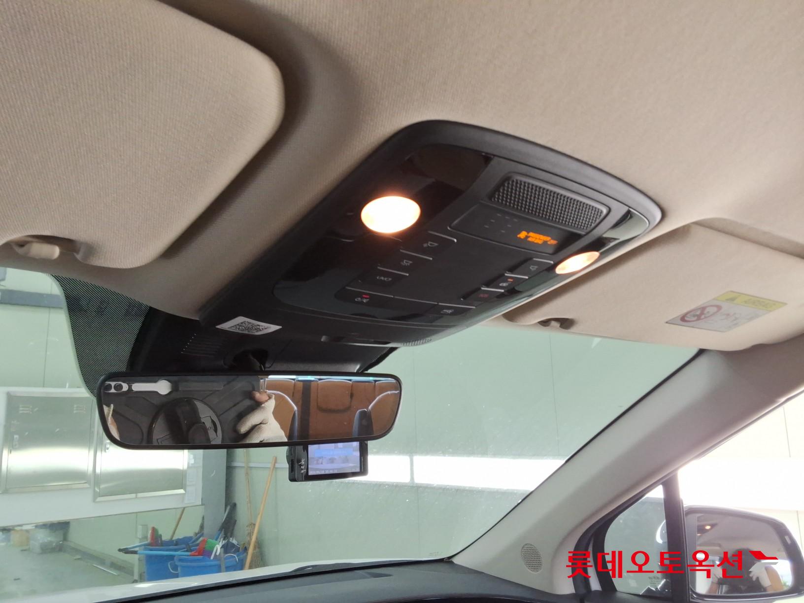 2021 - kia carnival