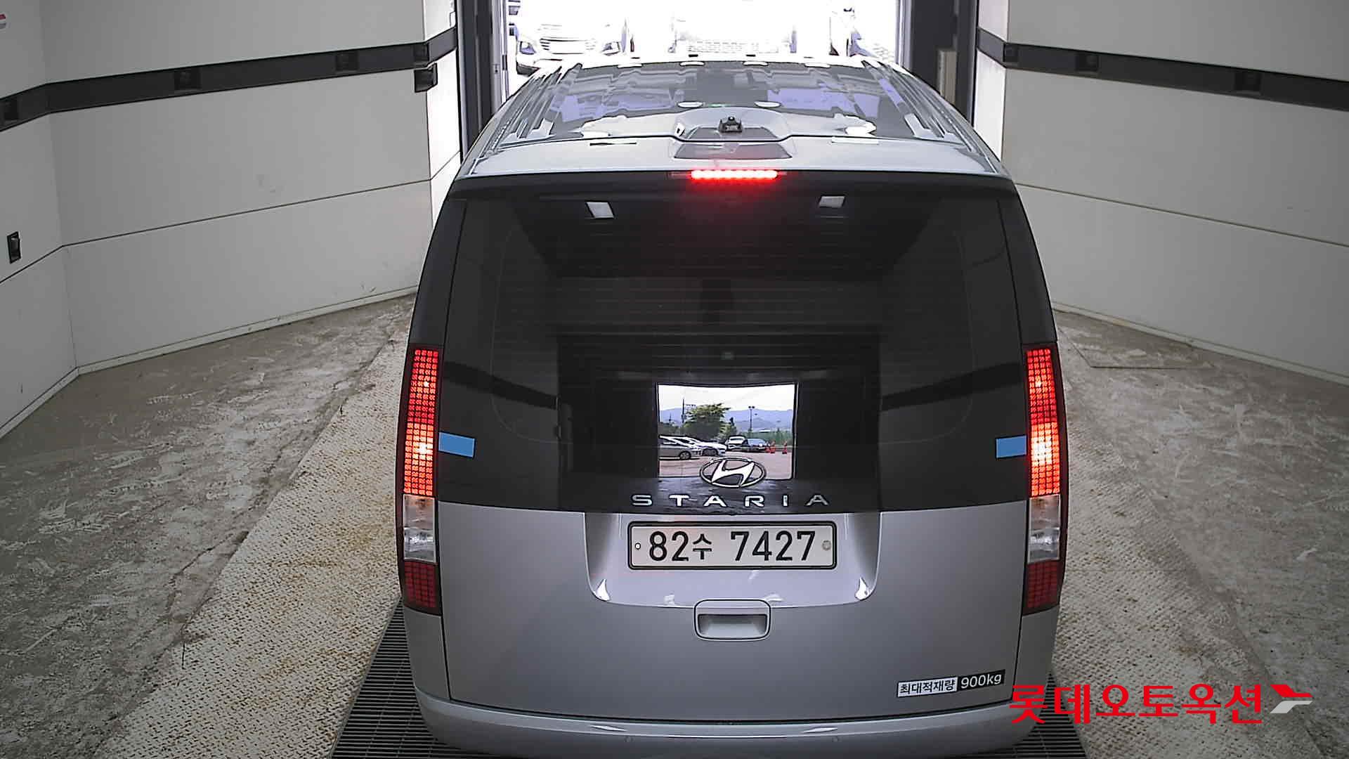2022 - hyundai staria