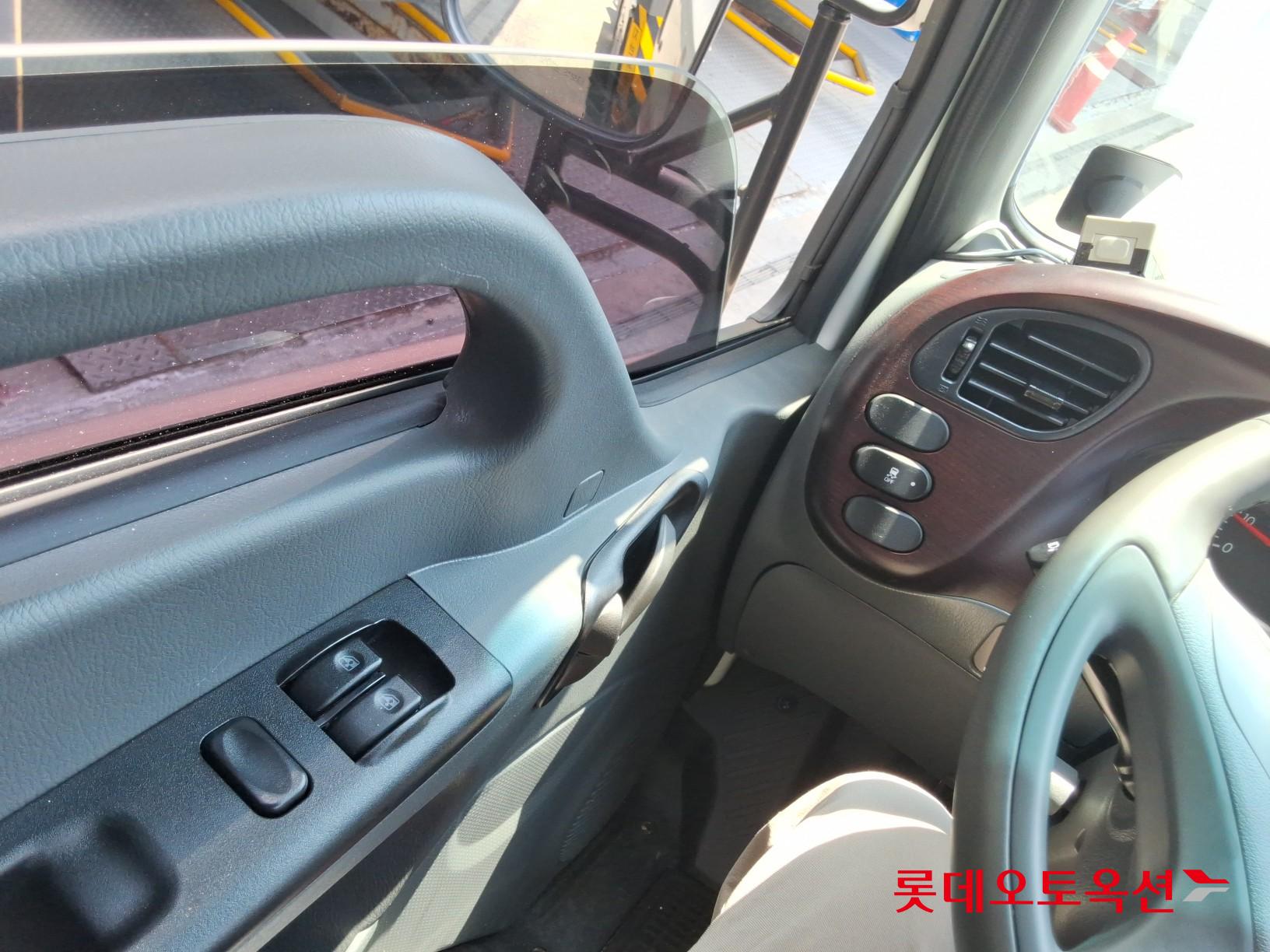2020 - hyundai mighty