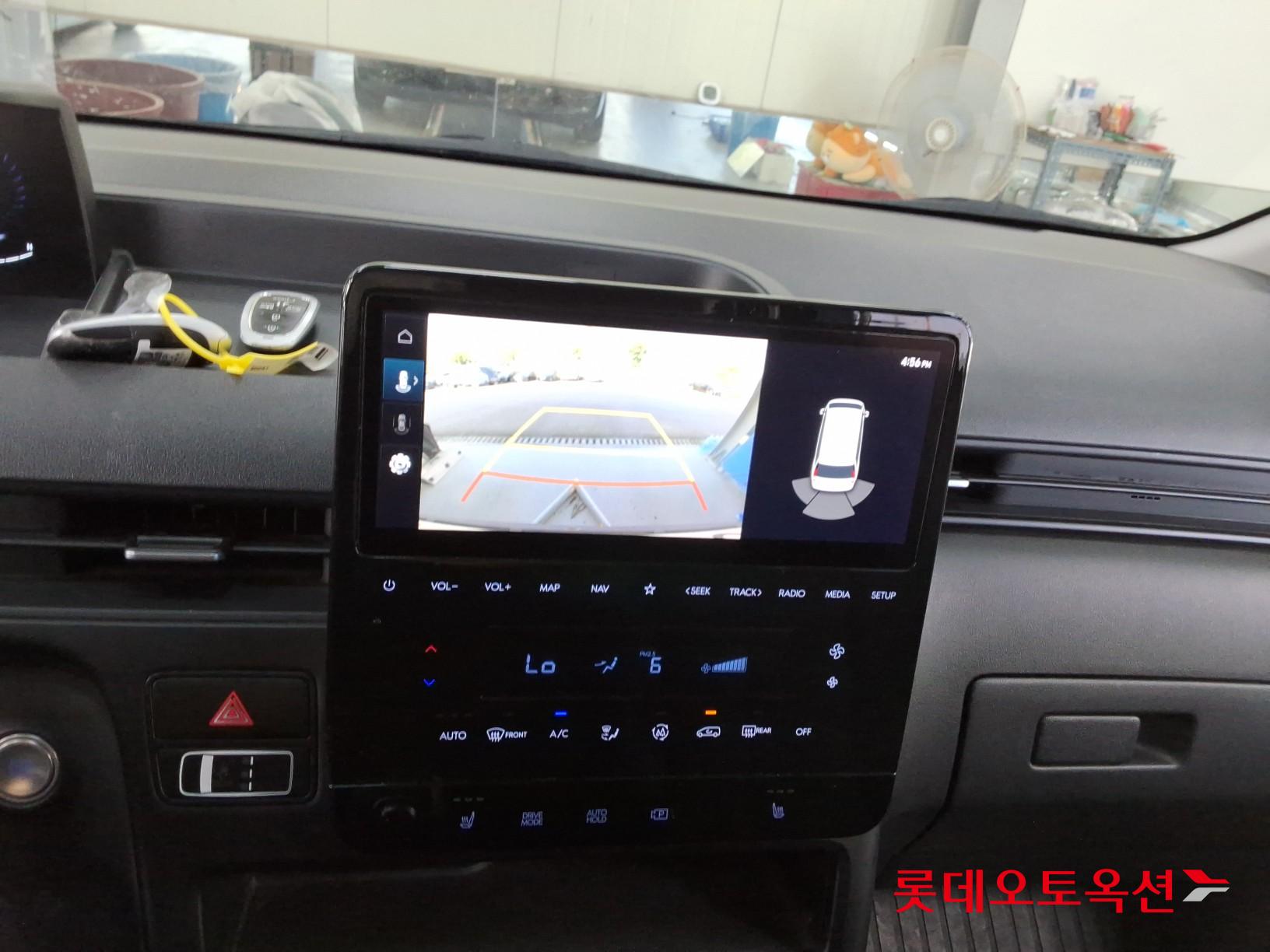 2022 - hyundai staria