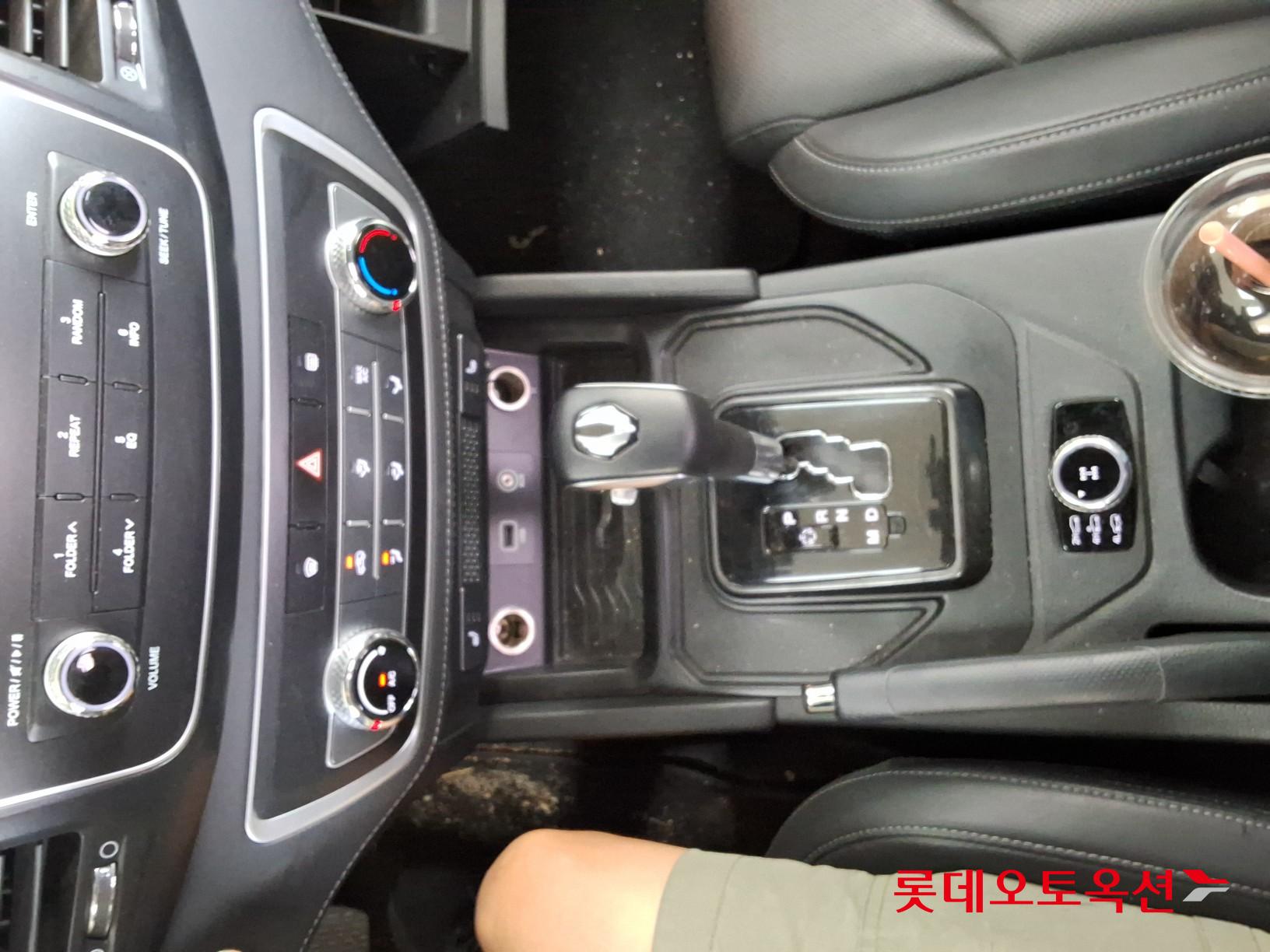 2020 - ssangyong rexton