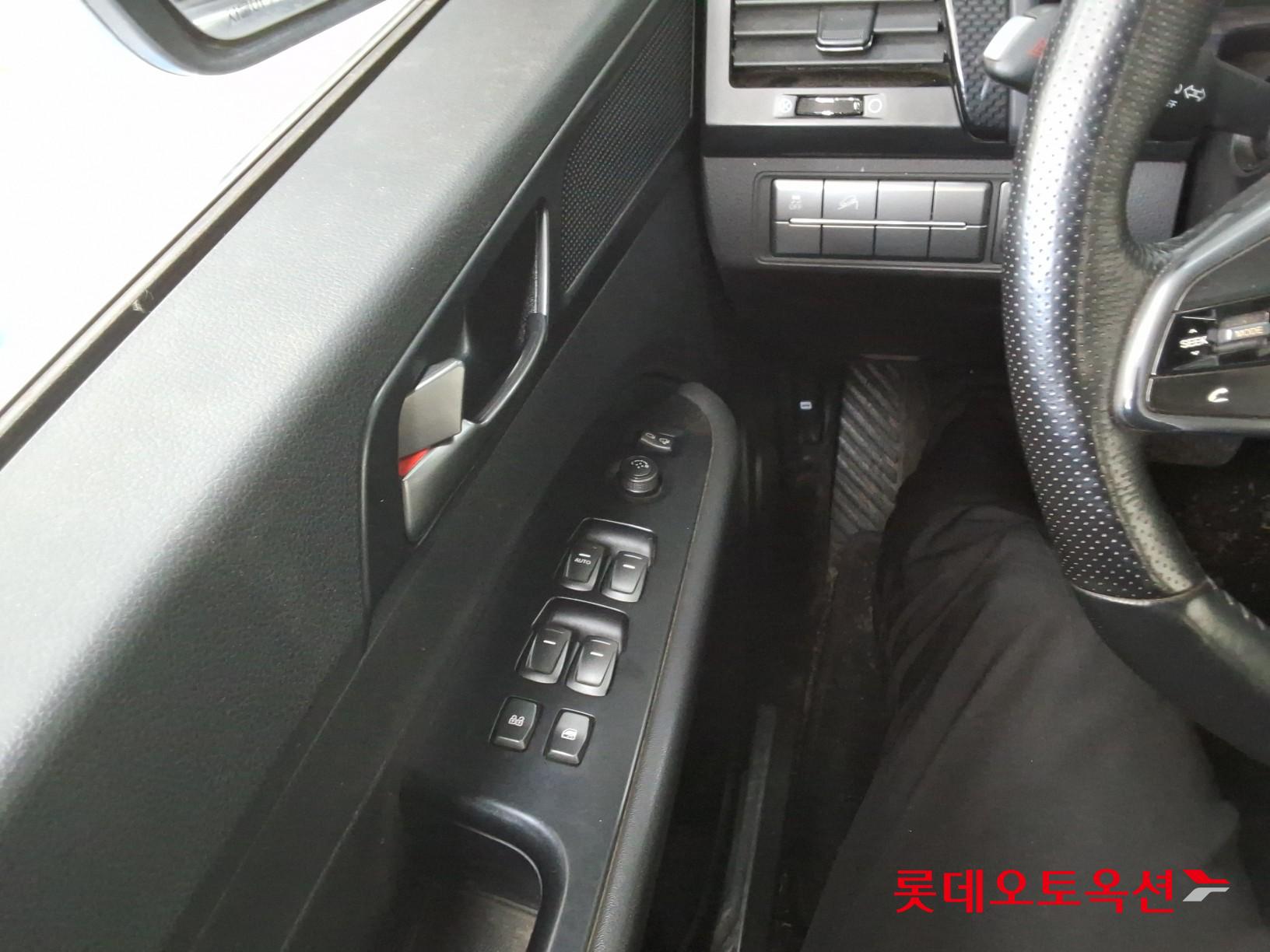 2020 - ssangyong rexton