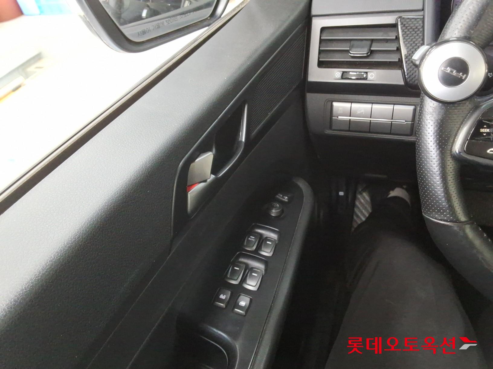 2020 - ssangyong rexton
