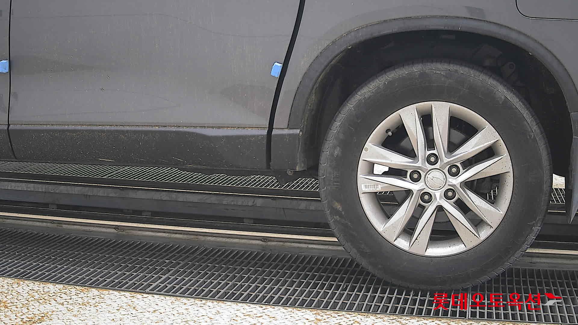 2020 - ssangyong rexton