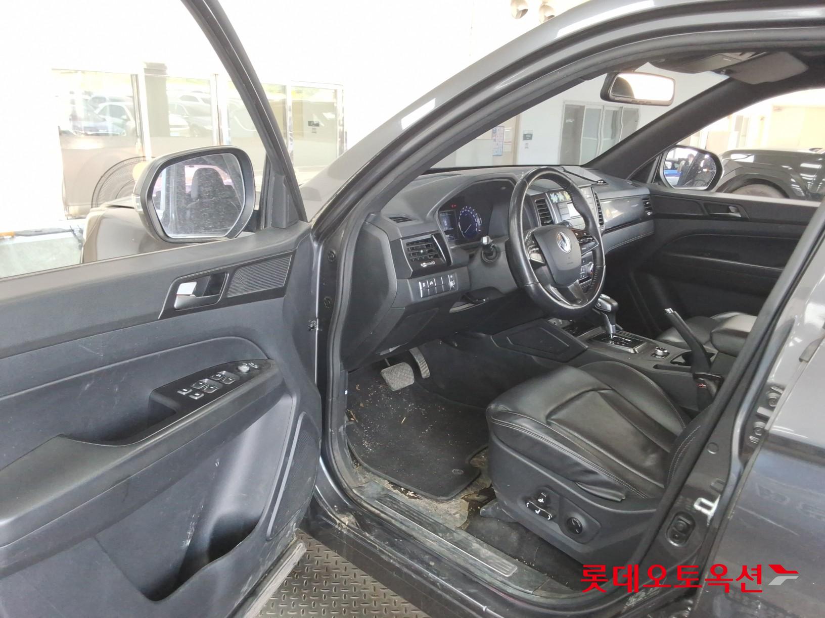 2020 - ssangyong rexton