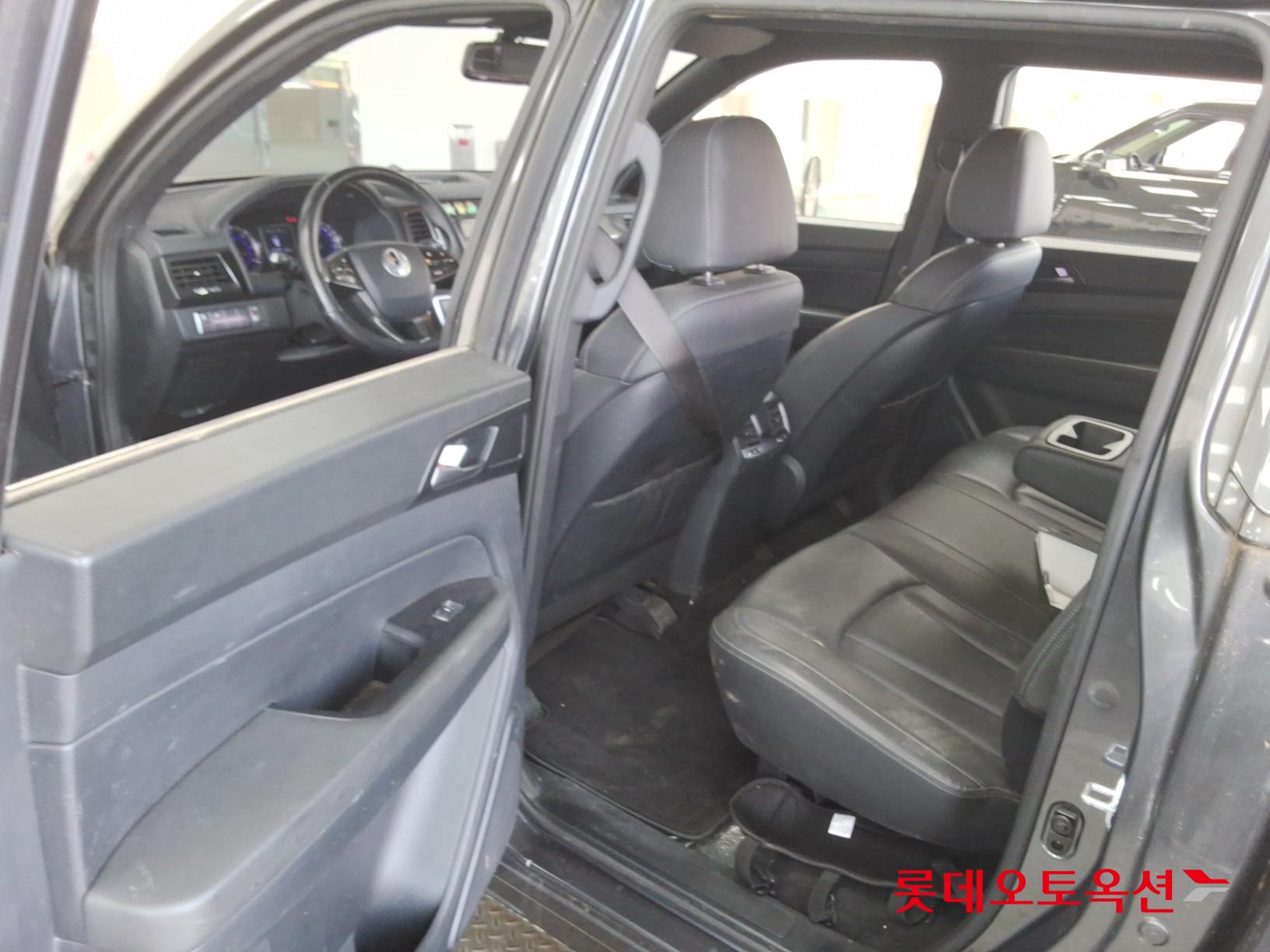 2020 - ssangyong rexton