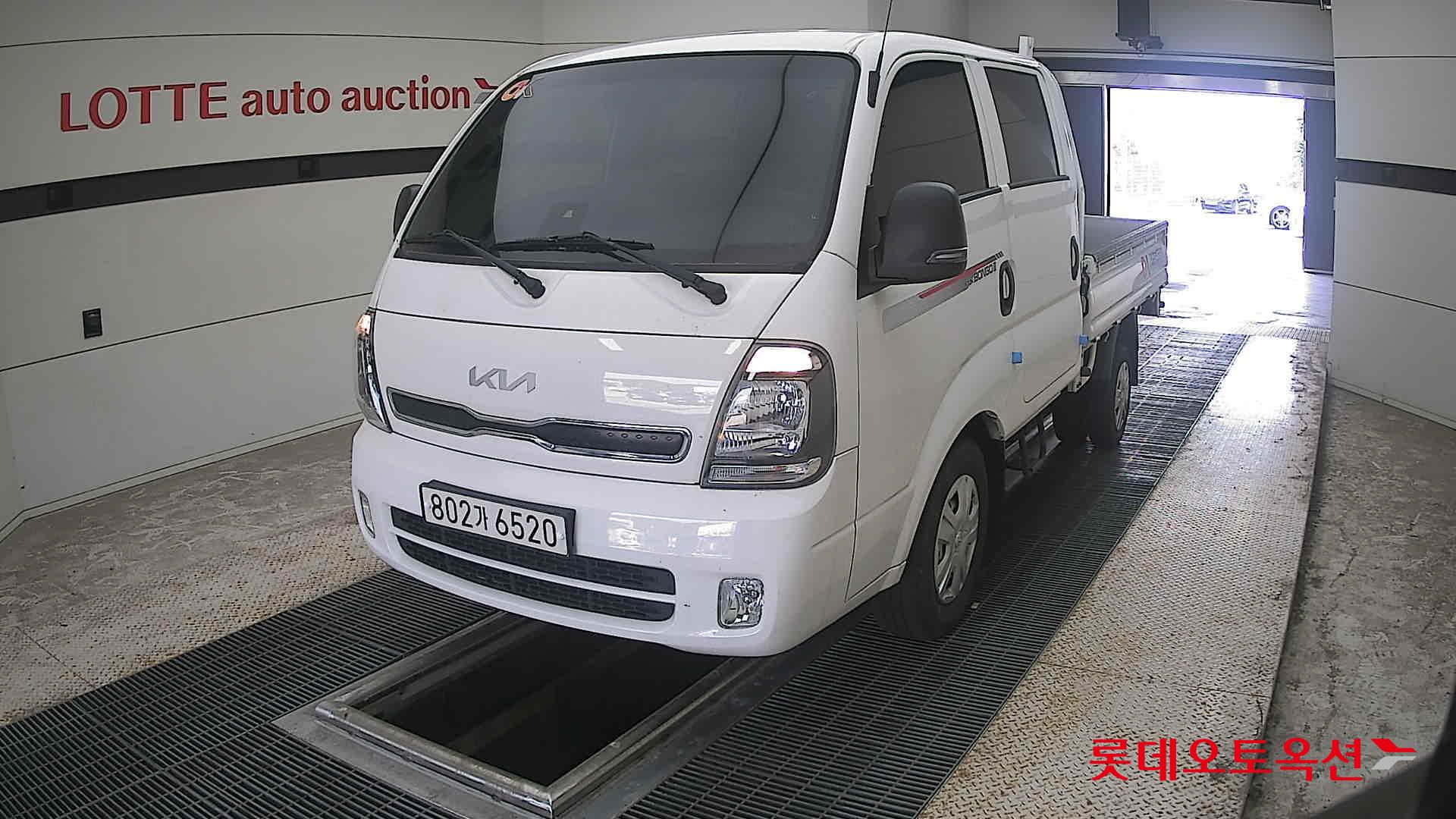 2023 - kia bongo