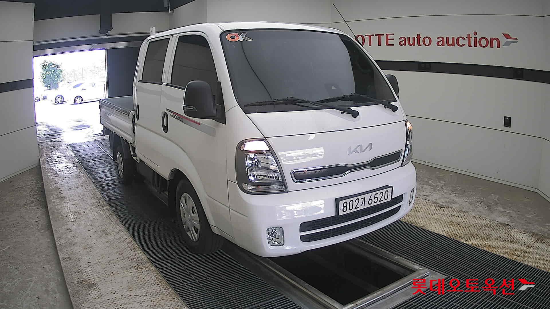 2023 - kia bongo