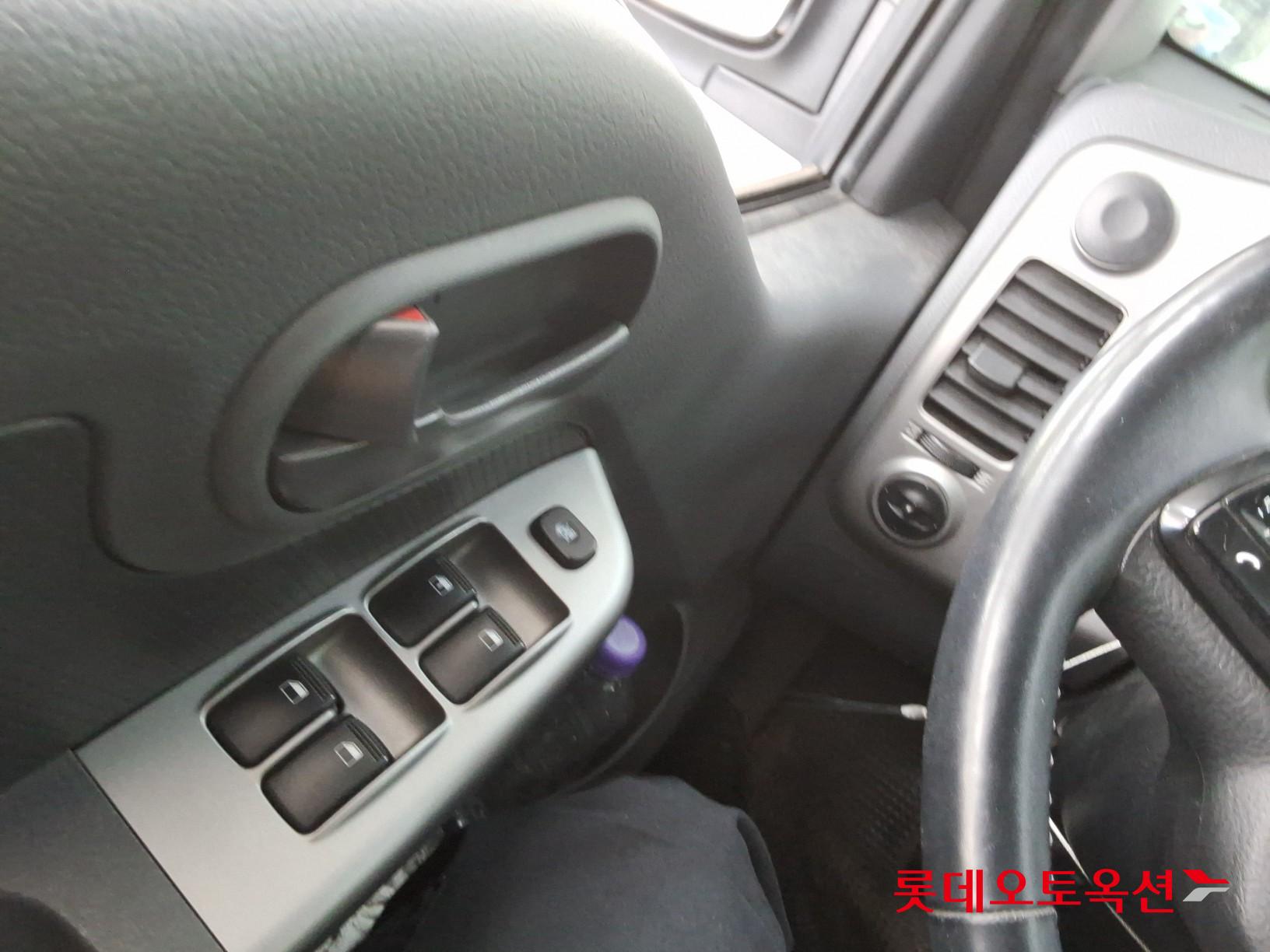 2023 - kia bongo
