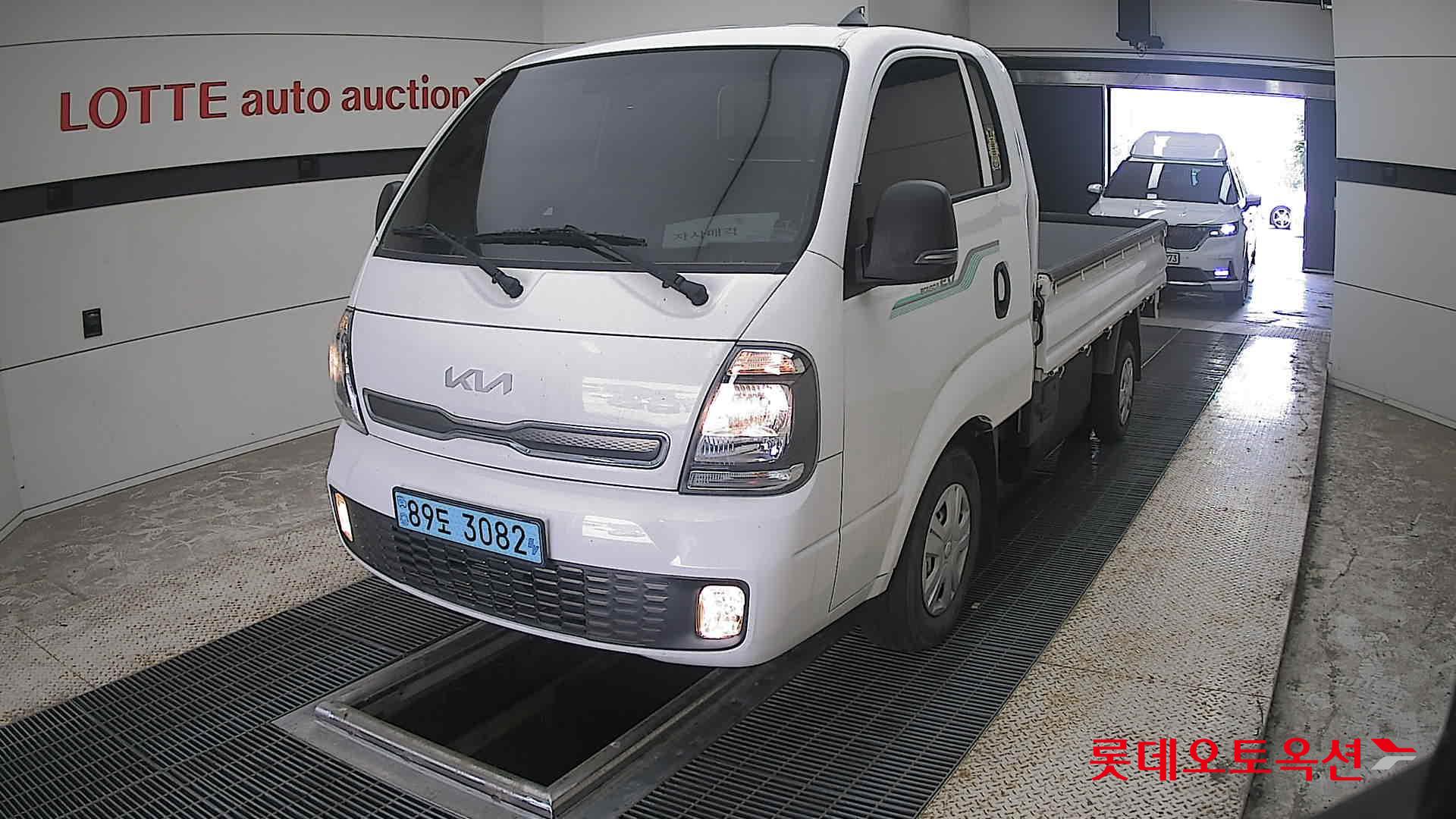 2022 - kia bongo