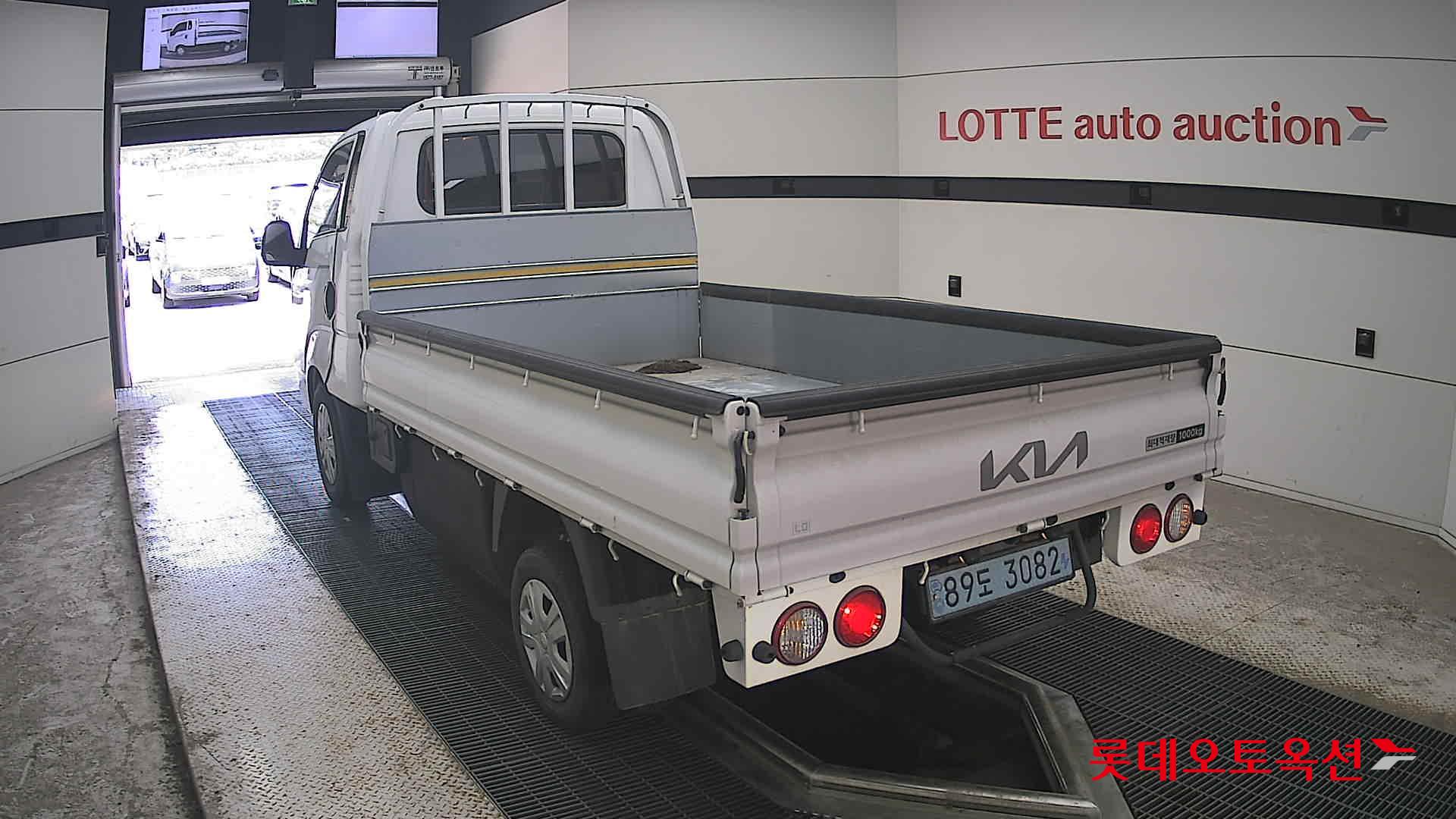 2022 - kia bongo