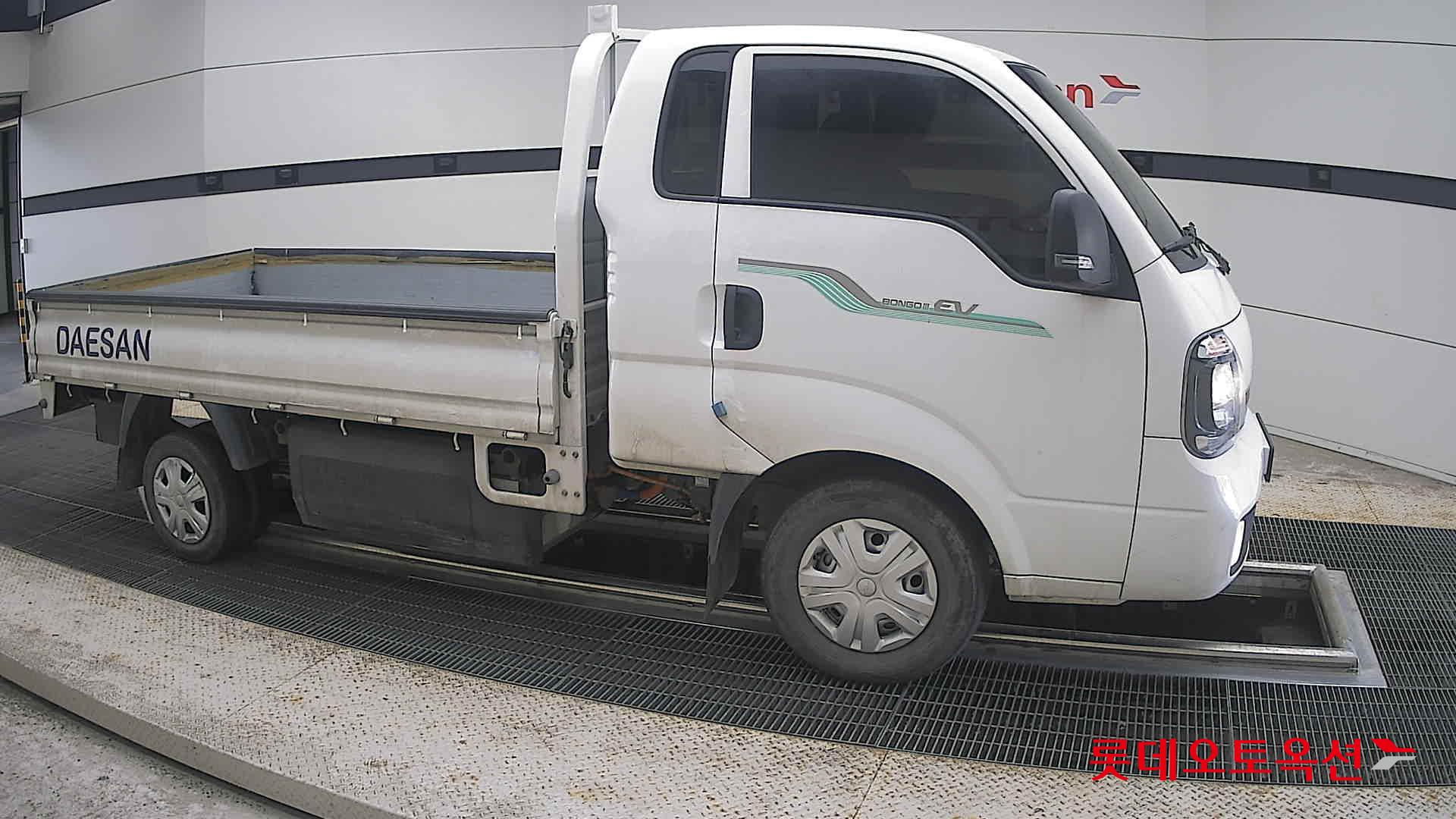 2023 - kia bongo