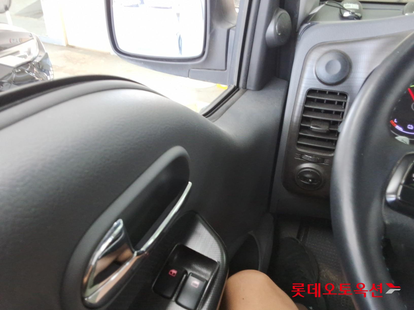 2023 - kia bongo